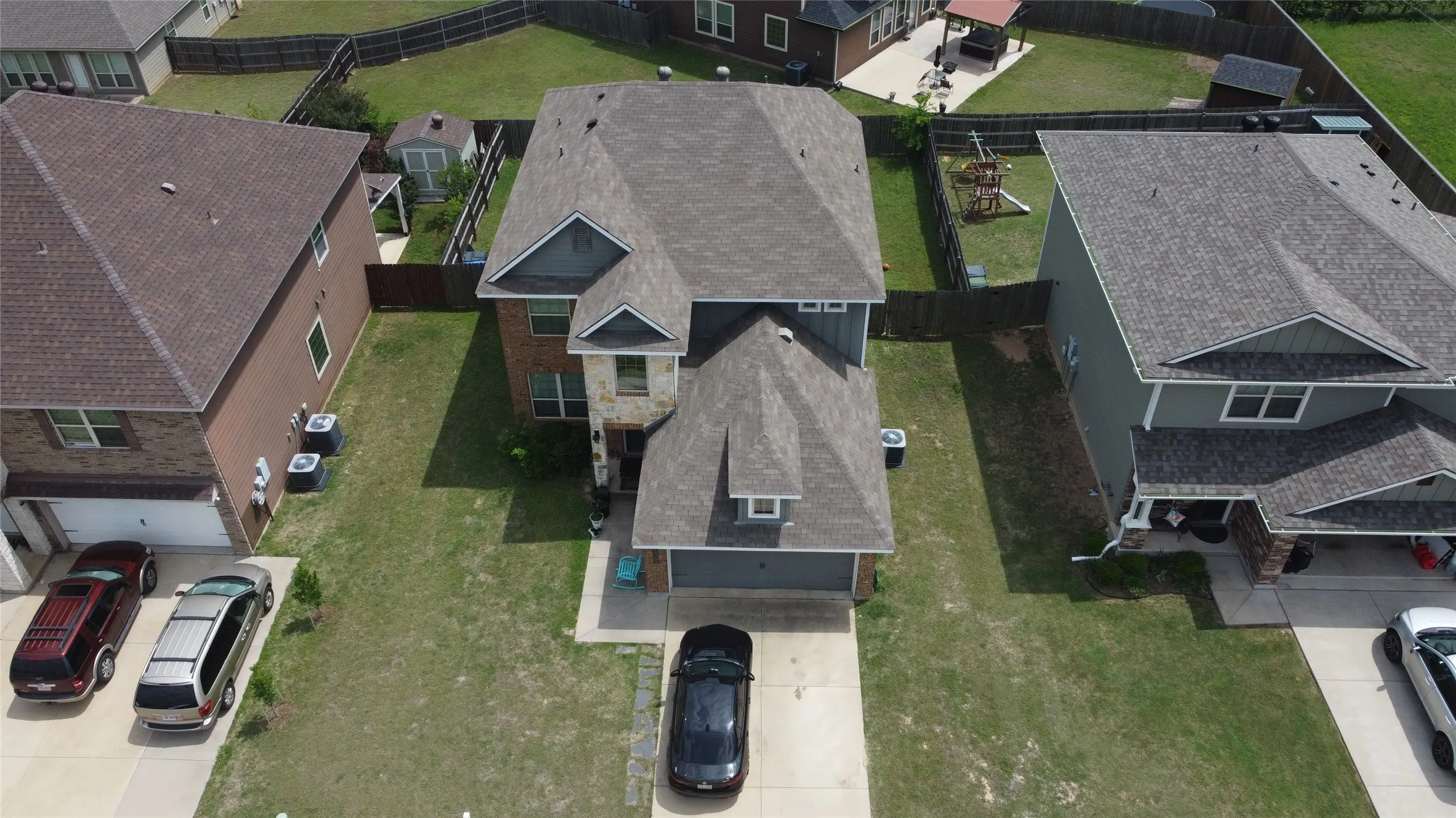 Single Family Residence For Sale in Mc Lennan County , 10205 Mickler Lane, Waco, Texas 76708, 4 Bedroom, 3 Bathroom, 2 Garage spaces, 2,274 Sqft, built in 2016, Preowned, mls#21242759, Real Estate Agent in Waco, Homes For Sale in Mc Lennan county, Homes For Sale in Waco, Realtor in Waco Texas, Real Estate Brokerage Independent Realty Texas, Luminita Cordes Realtor