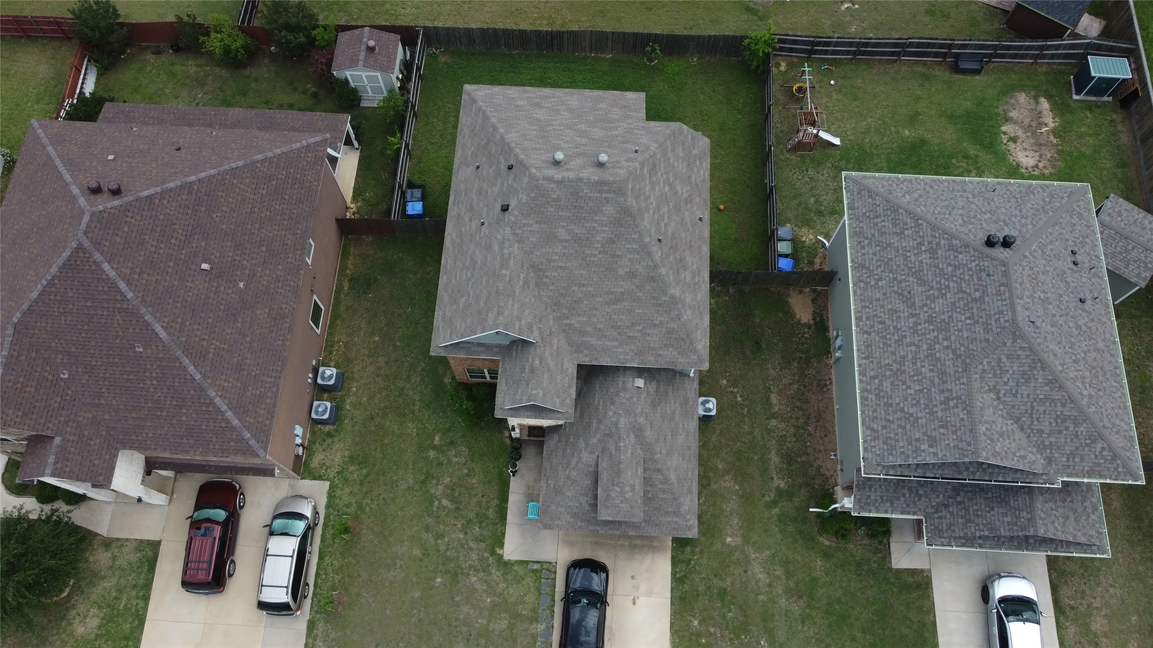 Single Family Residence For Sale in Mc Lennan County , 10205 Mickler Lane, Waco, Texas 76708, 4 Bedroom, 3 Bathroom, 2 Garage spaces, 2,274 Sqft, built in 2016, Preowned, mls#21242759, Real Estate Agent in Waco, Homes For Sale in Mc Lennan county, Homes For Sale in Waco, Realtor in Waco Texas, Real Estate Brokerage Independent Realty Texas, Luminita Cordes Realtor