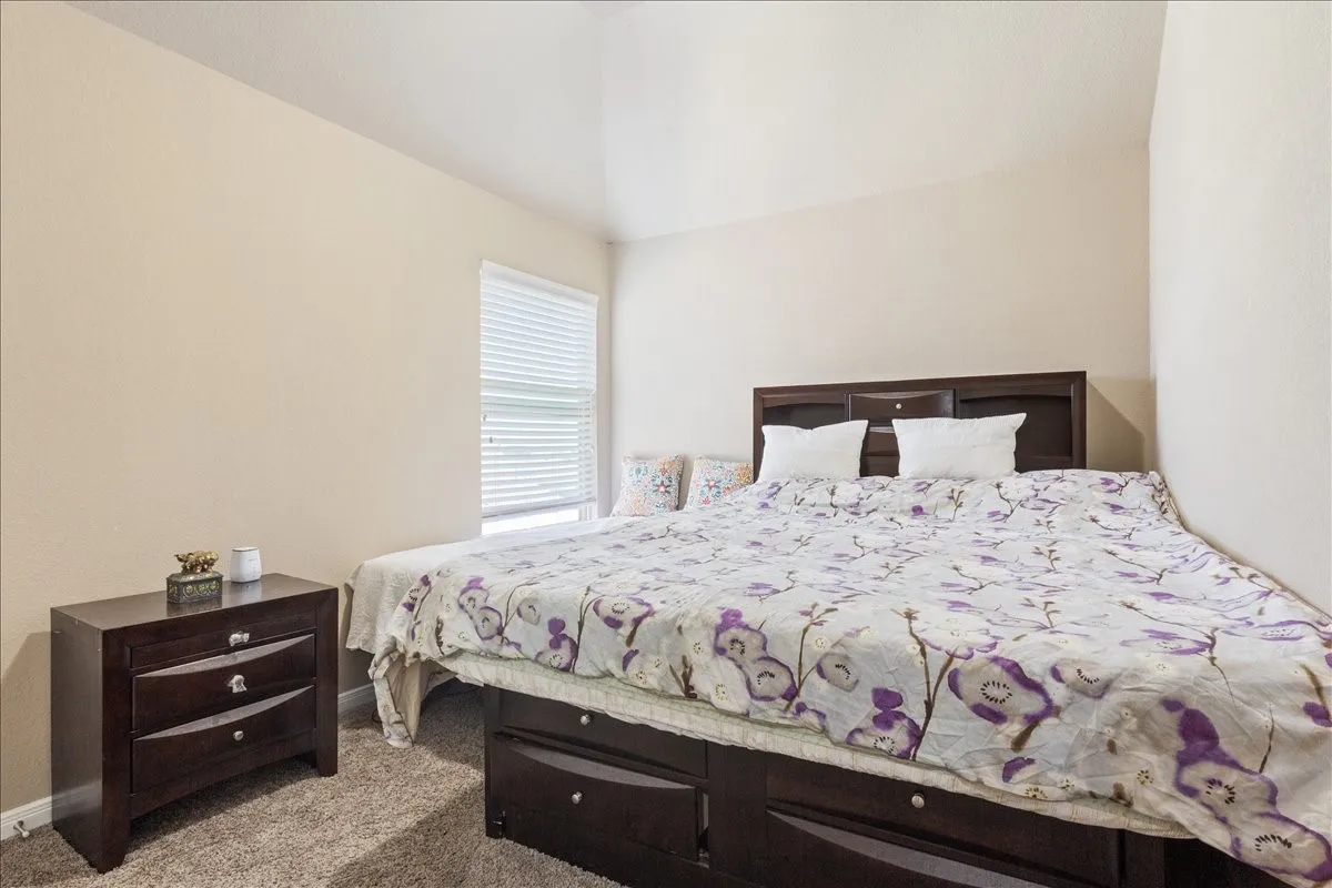 Single Family Residence For Sale in Mc Lennan County , 10205 Mickler Lane, Waco, Texas 76708, 4 Bedroom, 3 Bathroom, 2 Garage spaces, 2,274 Sqft, built in 2016, Preowned, mls#21242759, Real Estate Agent in Waco, Homes For Sale in Mc Lennan county, Homes For Sale in Waco, Realtor in Waco Texas, Real Estate Brokerage Independent Realty Texas, Luminita Cordes Realtor