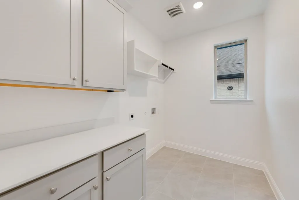 Single Family Residence For Sale in Denton County , 2308 Valencia Drive, Little Elm, Texas 75068, 4 Bedroom, 3 Bathroom, 2 Garage spaces, 2,573 Sqft, built in 2026, New Construction - Complete, mls#21241165, Real Estate Agent in Little Elm, Homes For Sale in Denton county, Homes For Sale in Little Elm, Realtor in Little Elm Texas, Real Estate Brokerage Independent Realty Texas, Luminita Cordes Realtor