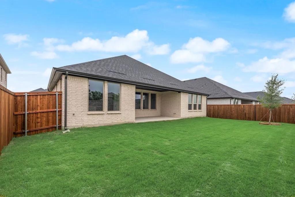 Single Family Residence For Sale in Denton County , 2308 Valencia Drive, Little Elm, Texas 75068, 4 Bedroom, 3 Bathroom, 2 Garage spaces, 2,573 Sqft, built in 2026, New Construction - Complete, mls#21241165, Real Estate Agent in Little Elm, Homes For Sale in Denton county, Homes For Sale in Little Elm, Realtor in Little Elm Texas, Real Estate Brokerage Independent Realty Texas, Luminita Cordes Realtor