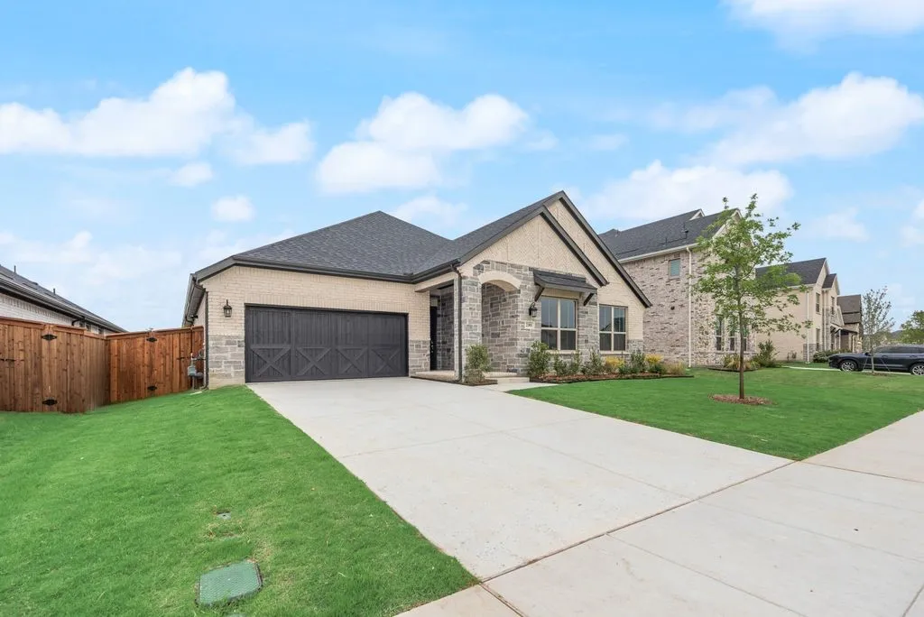 Single Family Residence For Sale in Denton County , 2308 Valencia Drive, Little Elm, Texas 75068, 4 Bedroom, 3 Bathroom, 2 Garage spaces, 2,573 Sqft, built in 2026, New Construction - Complete, mls#21241165, Real Estate Agent in Little Elm, Homes For Sale in Denton county, Homes For Sale in Little Elm, Realtor in Little Elm Texas, Real Estate Brokerage Independent Realty Texas, Luminita Cordes Realtor