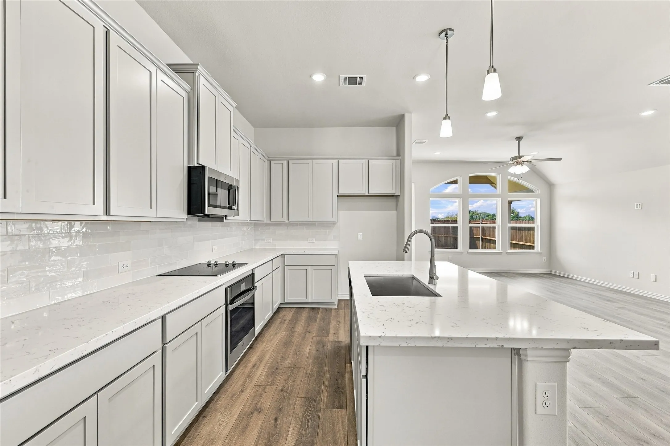 Single Family Residence For Sale in Collin County , 3729 Pitchfork Terrace, Anna, Texas 75409, 5 Bedroom, 3 Bathroom, 2 Garage spaces, 2,168 Sqft, built in 2026, New Construction - Incomplete, mls#21241877, Real Estate Agent in Anna, Homes For Sale in Collin county, Homes For Sale in Anna, Realtor in Anna Texas, Real Estate Brokerage Independent Realty Texas, Luminita Cordes Realtor