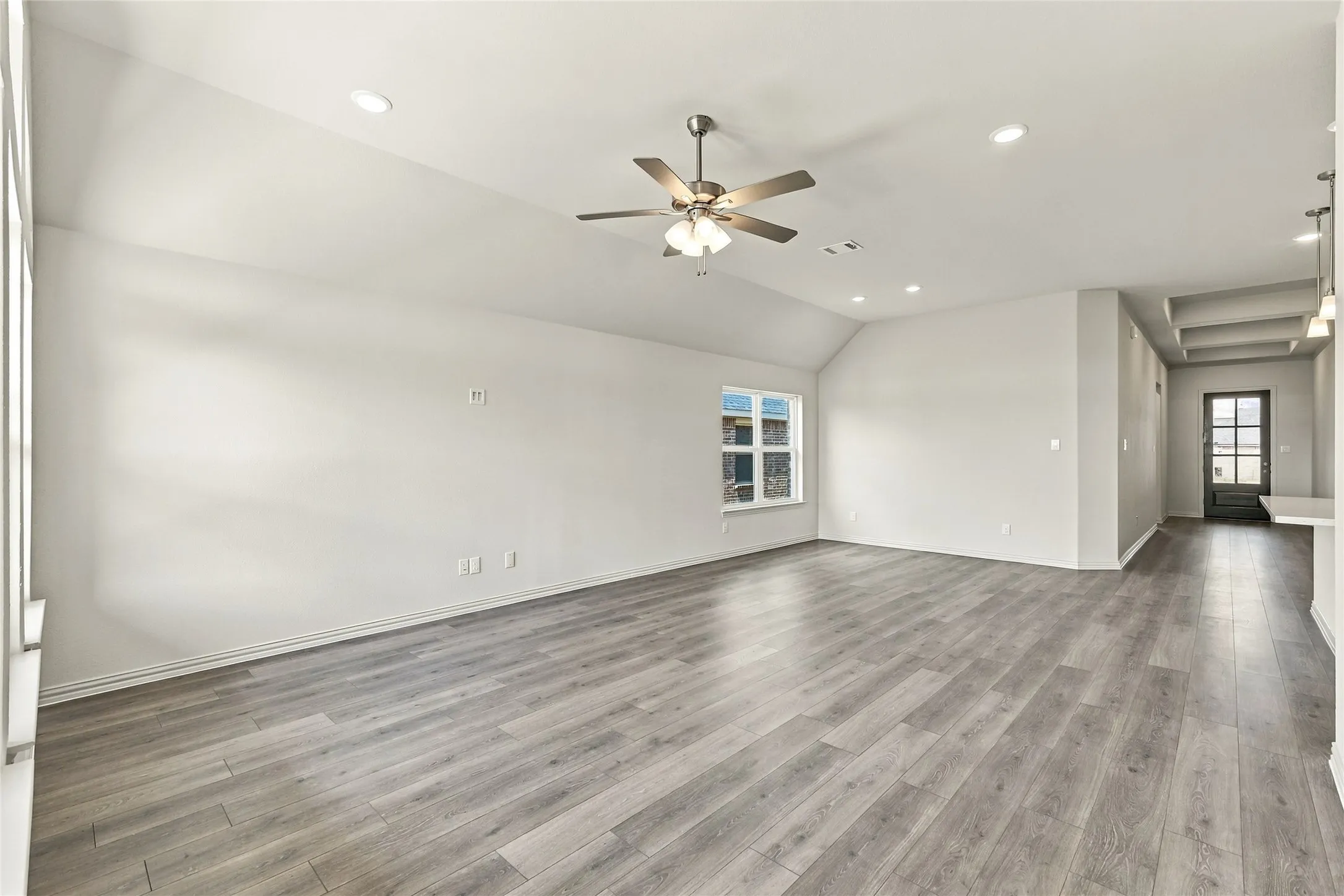 Single Family Residence For Sale in Collin County , 3729 Pitchfork Terrace, Anna, Texas 75409, 5 Bedroom, 3 Bathroom, 2 Garage spaces, 2,168 Sqft, built in 2026, New Construction - Incomplete, mls#21241877, Real Estate Agent in Anna, Homes For Sale in Collin county, Homes For Sale in Anna, Realtor in Anna Texas, Real Estate Brokerage Independent Realty Texas, Luminita Cordes Realtor