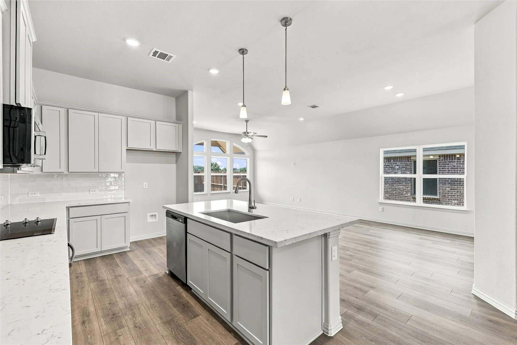 Single Family Residence For Sale in Collin County , 3729 Pitchfork Terrace, Anna, Texas 75409, 5 Bedroom, 3 Bathroom, 2 Garage spaces, 2,168 Sqft, built in 2026, New Construction - Incomplete, mls#21241877, Real Estate Agent in Anna, Homes For Sale in Collin county, Homes For Sale in Anna, Realtor in Anna Texas, Real Estate Brokerage Independent Realty Texas, Luminita Cordes Realtor
