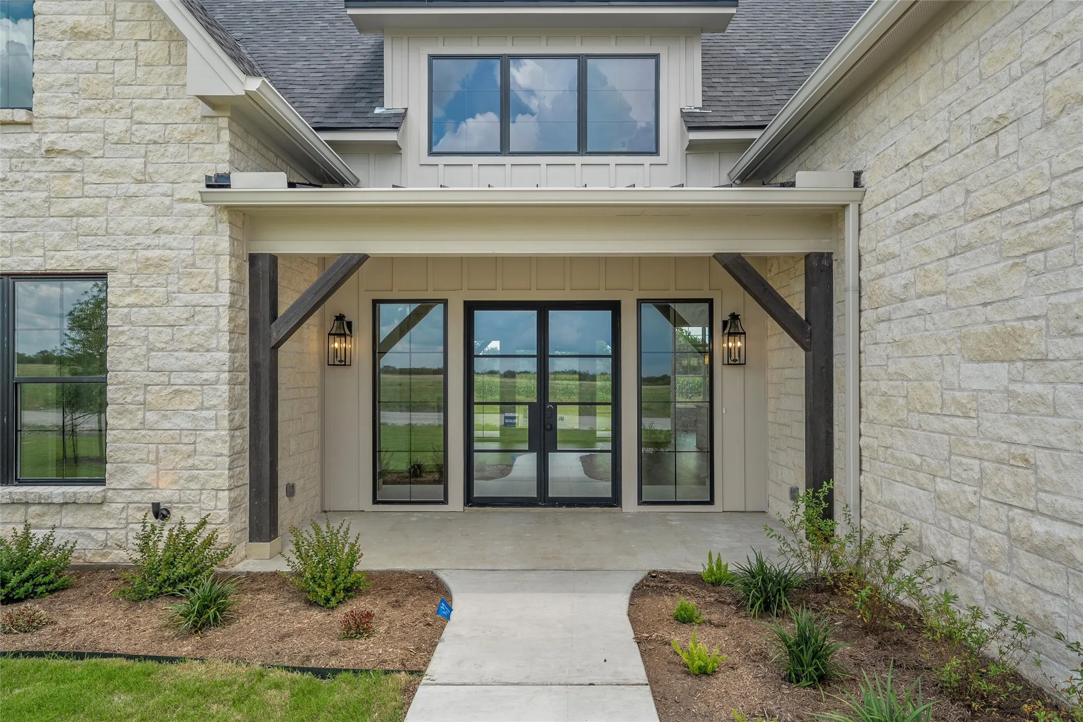 Single Family Residence For Sale in Mc Lennan County , 358 Lacek Mill Road, China Spring, Texas 76633, 4 Bedroom, 4 Bathroom, 2 Garage spaces, 2,330 Sqft, built in 2026, New Construction - Complete, Price $655,000, mls#21242477, Real Estate Agent in China Spring, Homes For Sale in Mc Lennan county, Homes For Sale in China Spring, Realtor in China Spring Texas, Real Estate Brokerage Independent Realty Texas, Luminita Cordes Realtor