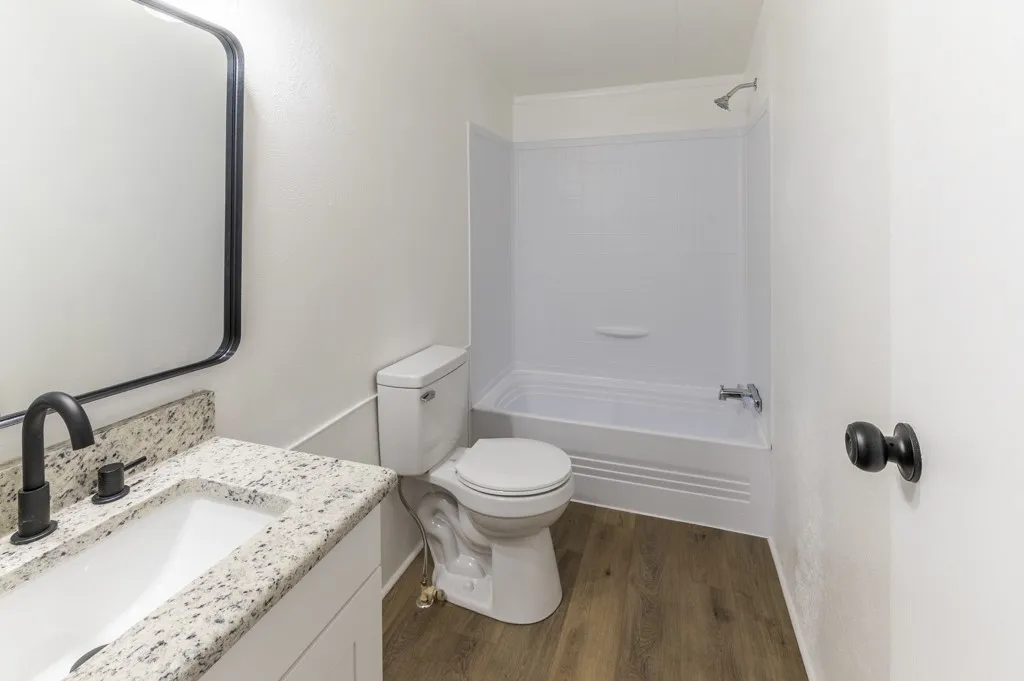 Mobile Home For Sale in Parker County , 4549 Arrowhead Drive, Weatherford, Texas 76087, 3 Bedroom, 2 Bathroom, Garage spaces, 1,280 Sqft, built in 2002, mls#21242808, Real Estate Agent in Weatherford, Homes For Sale in Parker county, Homes For Sale in Weatherford, Realtor in Weatherford Texas, Real Estate Brokerage Independent Realty Texas, Luminita Cordes Realtor