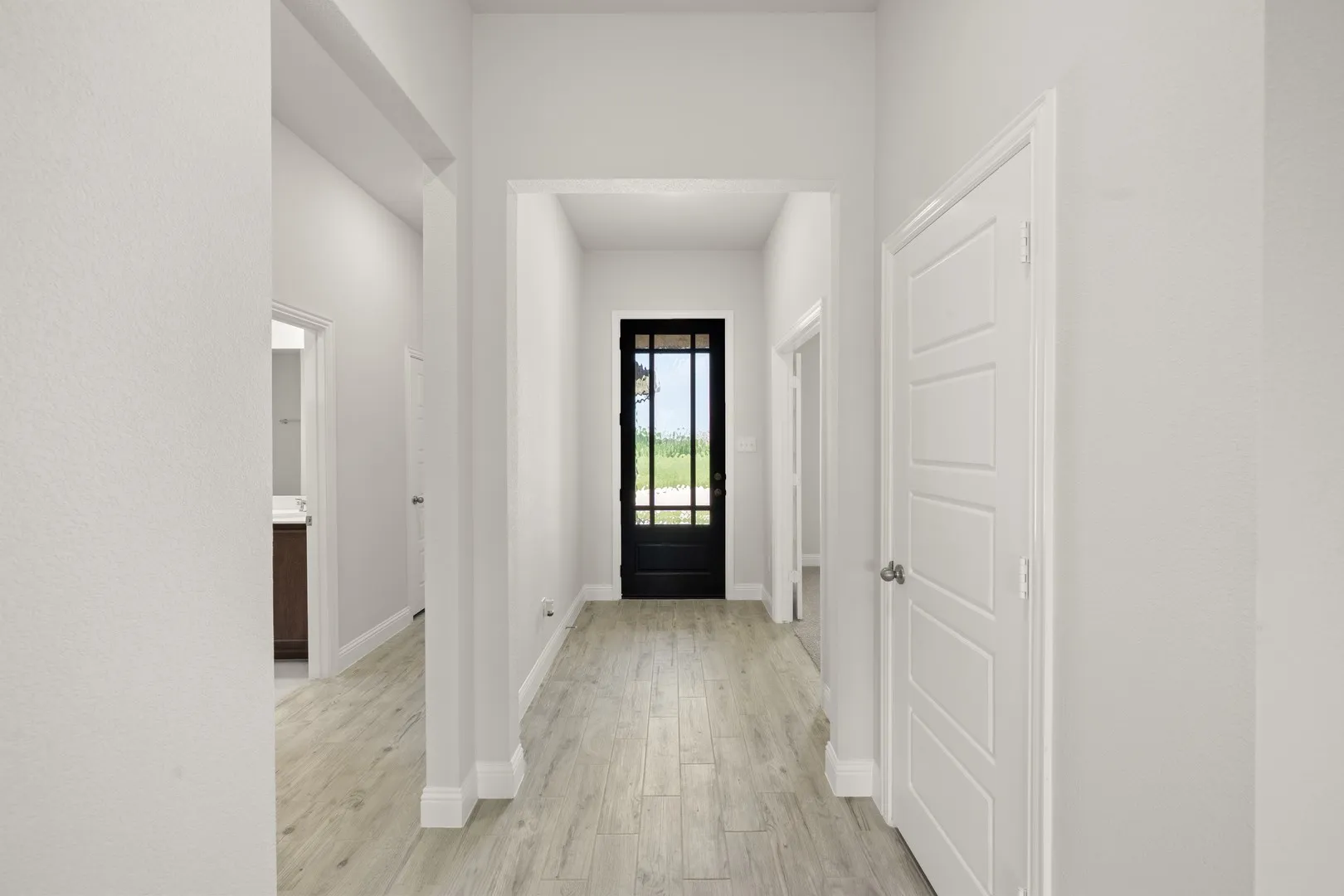 228 Shepards- Entry-1