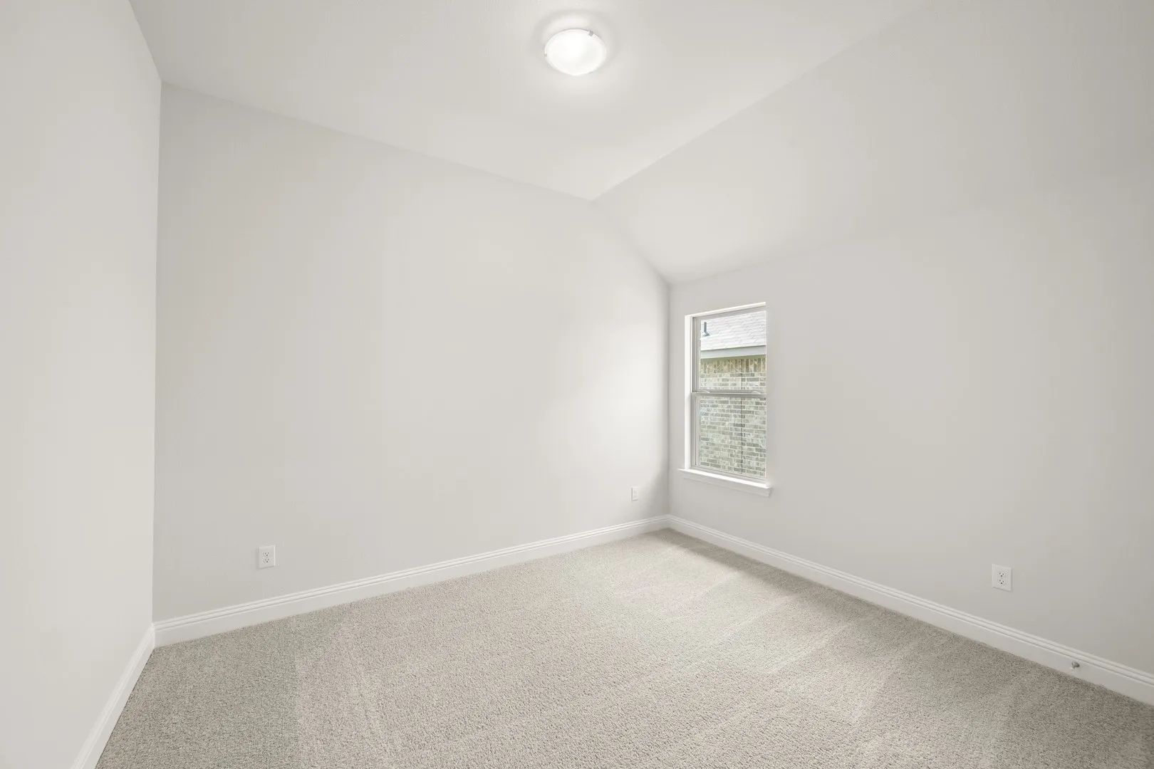 228 Shepards- Bedroom-2