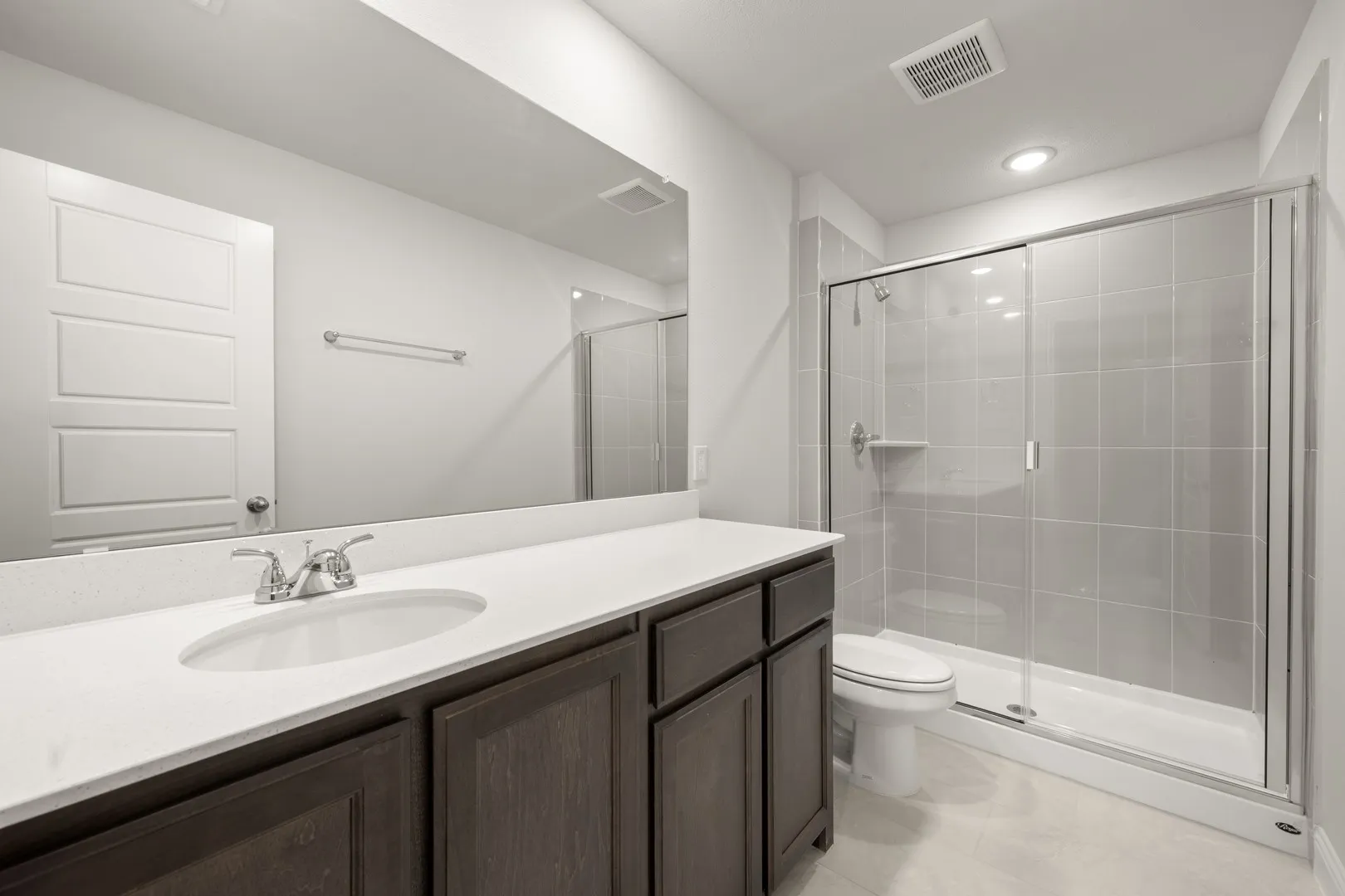 228 Shepards- Bathroom-2