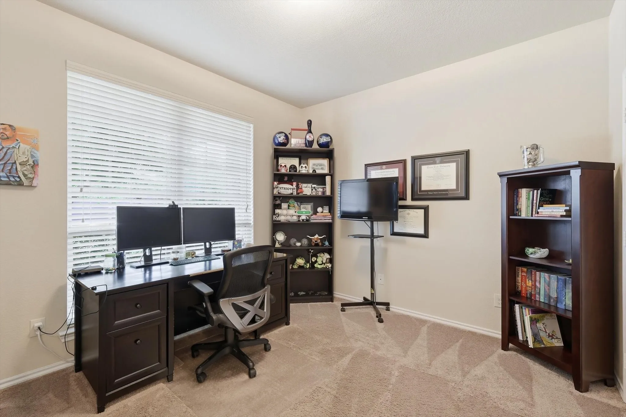 Single Family Residence For Sale in Tarrant County , 2432 Half Moon Bay Lane, Fort Worth, Texas 76177, 3 Bedroom, 2 Bathroom, 2 Garage spaces, 2,186 Sqft, built in 2013, Preowned, mls#21238180, Real Estate Agent in Fort Worth, Homes For Sale in Tarrant county, Homes For Sale in Fort Worth, Realtor in Fort Worth Texas, Real Estate Brokerage Independent Realty Texas, Luminita Cordes Realtor