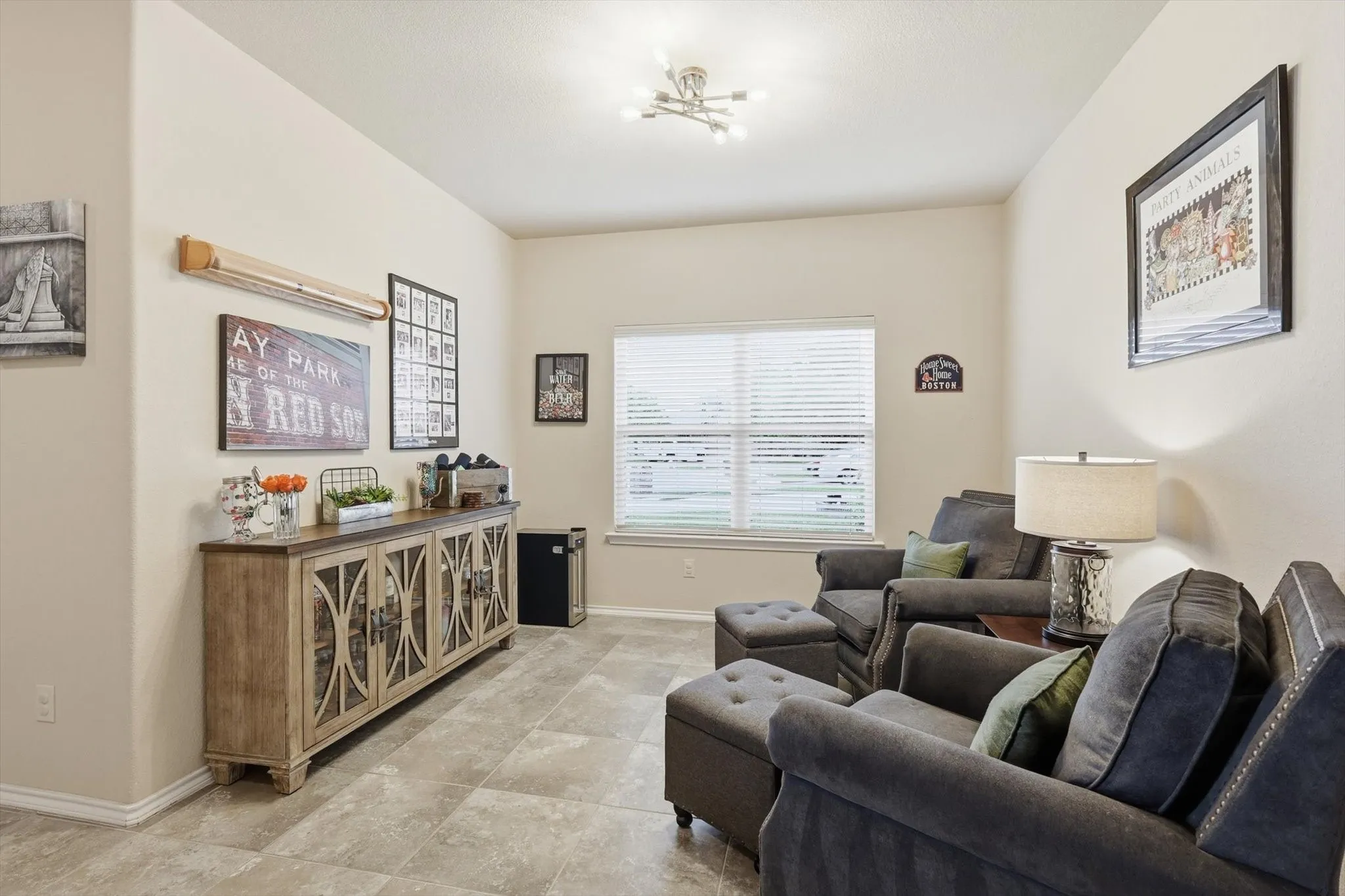 Single Family Residence For Sale in Tarrant County , 2432 Half Moon Bay Lane, Fort Worth, Texas 76177, 3 Bedroom, 2 Bathroom, 2 Garage spaces, 2,186 Sqft, built in 2013, Preowned, mls#21238180, Real Estate Agent in Fort Worth, Homes For Sale in Tarrant county, Homes For Sale in Fort Worth, Realtor in Fort Worth Texas, Real Estate Brokerage Independent Realty Texas, Luminita Cordes Realtor