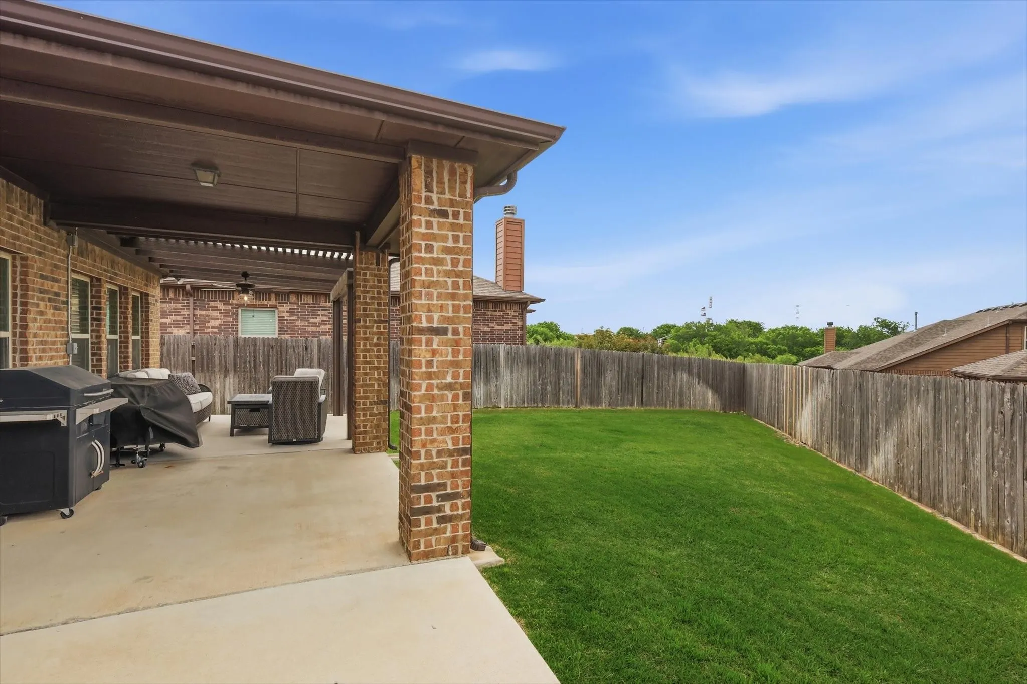 Single Family Residence For Sale in Tarrant County , 2432 Half Moon Bay Lane, Fort Worth, Texas 76177, 3 Bedroom, 2 Bathroom, 2 Garage spaces, 2,186 Sqft, built in 2013, Preowned, mls#21238180, Real Estate Agent in Fort Worth, Homes For Sale in Tarrant county, Homes For Sale in Fort Worth, Realtor in Fort Worth Texas, Real Estate Brokerage Independent Realty Texas, Luminita Cordes Realtor