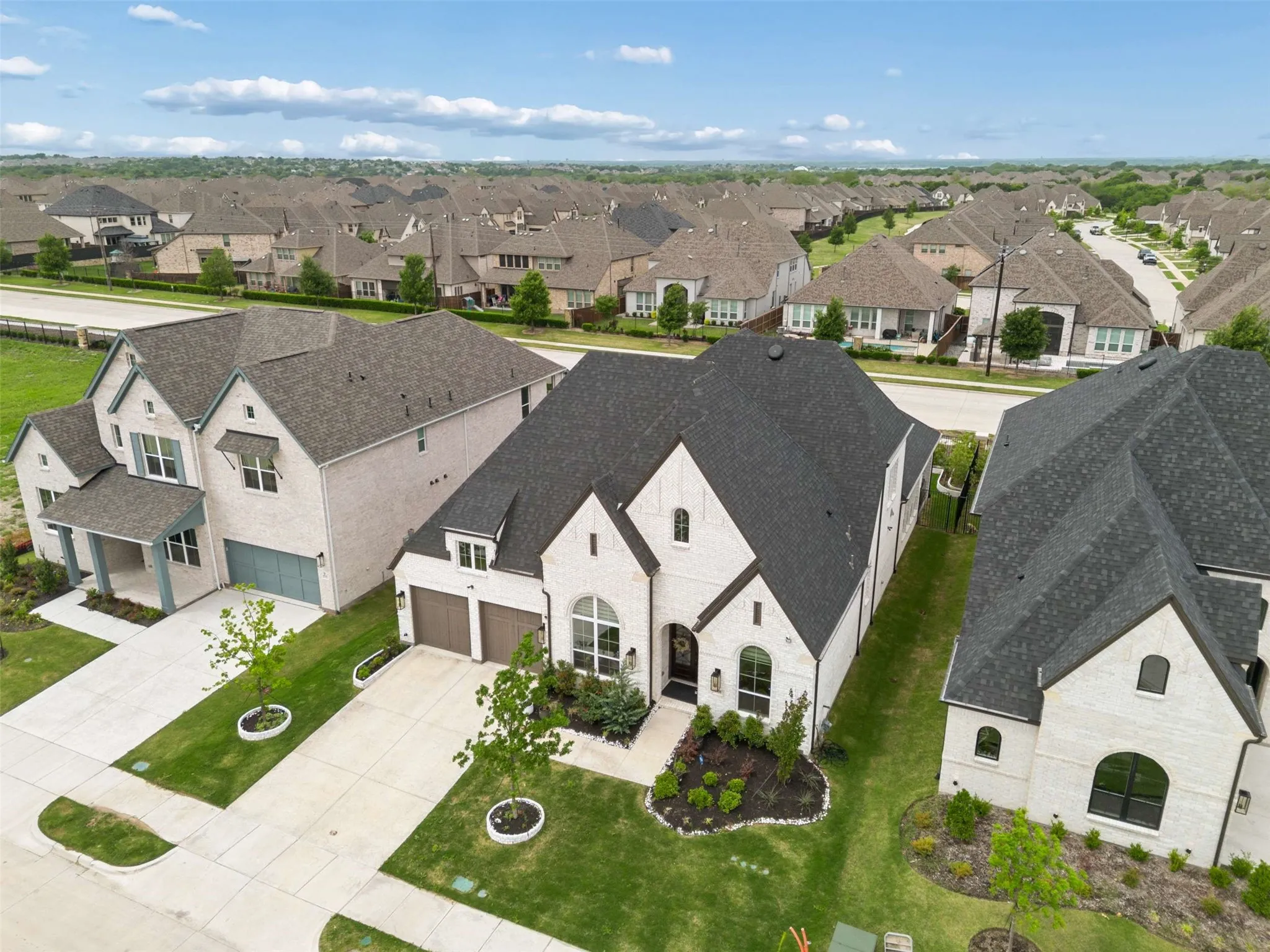 Single Family Residence For Sale in Rockwall County , 1939 Apple Tree Drive, Rockwall, Texas 75087, 4 Bedrooms, 5 Bathrooms, 3 Garage spaces, 3,033 Sqft, built in 2024, Price $700,000, mls#21239437, Real Estate Agent in Rockwall, Homes For Sale in Rockwall county, Homes For Sale in Rockwall, Realtor in Rockwall Texas, Real Estate Brokerage Independent Realty Texas, Luminita Cordes Realtor