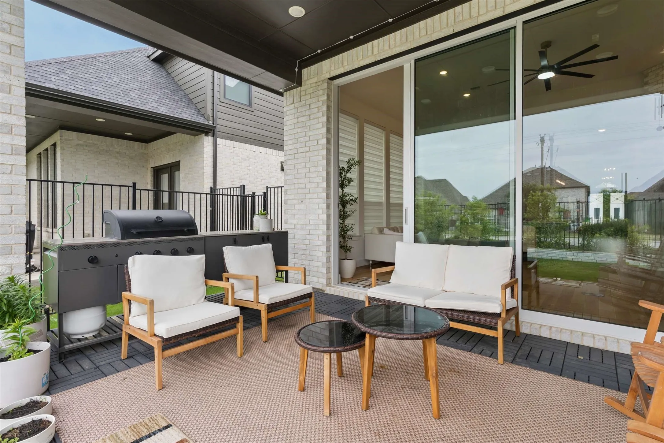 Single Family Residence For Sale in Rockwall County , 1939 Apple Tree Drive, Rockwall, Texas 75087, 4 Bedrooms, 5 Bathrooms, 3 Garage spaces, 3,033 Sqft, built in 2024, Price $700,000, mls#21239437, Real Estate Agent in Rockwall, Homes For Sale in Rockwall county, Homes For Sale in Rockwall, Realtor in Rockwall Texas, Real Estate Brokerage Independent Realty Texas, Luminita Cordes Realtor