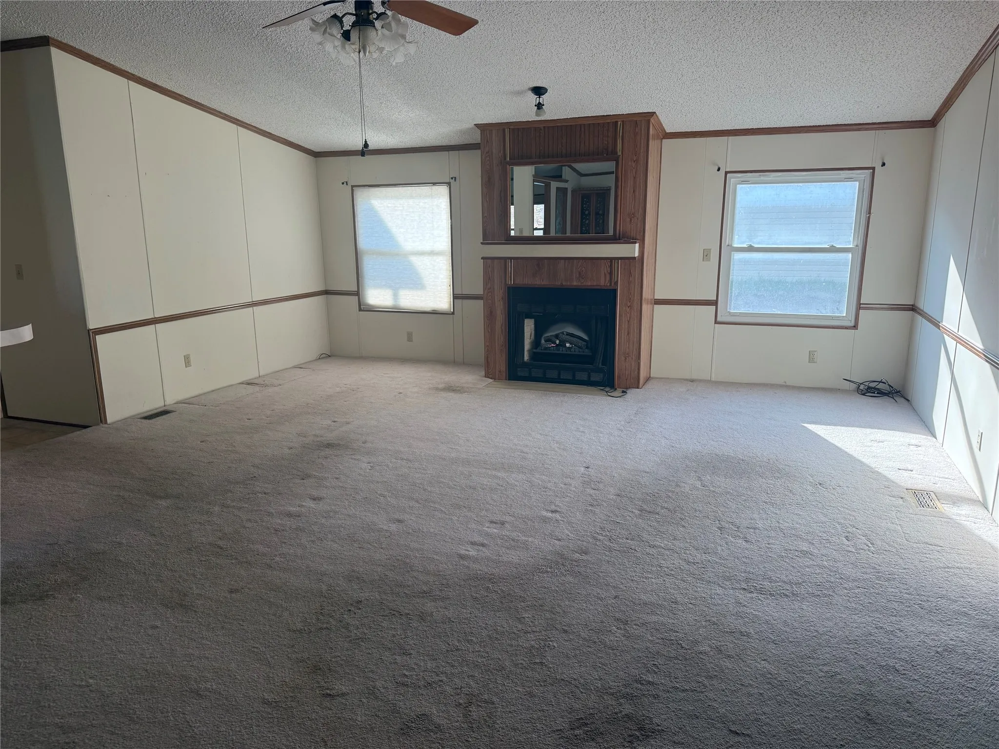 Manufactured Home For Sale in Palo Pinto County , 1501 Mcadams Road, Graford, Texas 76449, 5 Bedroom, 3 Bathroom, 2 Garage spaces, 3,941 Sqft, built in 1988, mls#21242847, Real Estate Agent in Graford, Homes For Sale in Palo Pinto county, Homes For Sale in Graford, Realtor in Graford Texas, Real Estate Brokerage Independent Realty Texas, Luminita Cordes Realtor