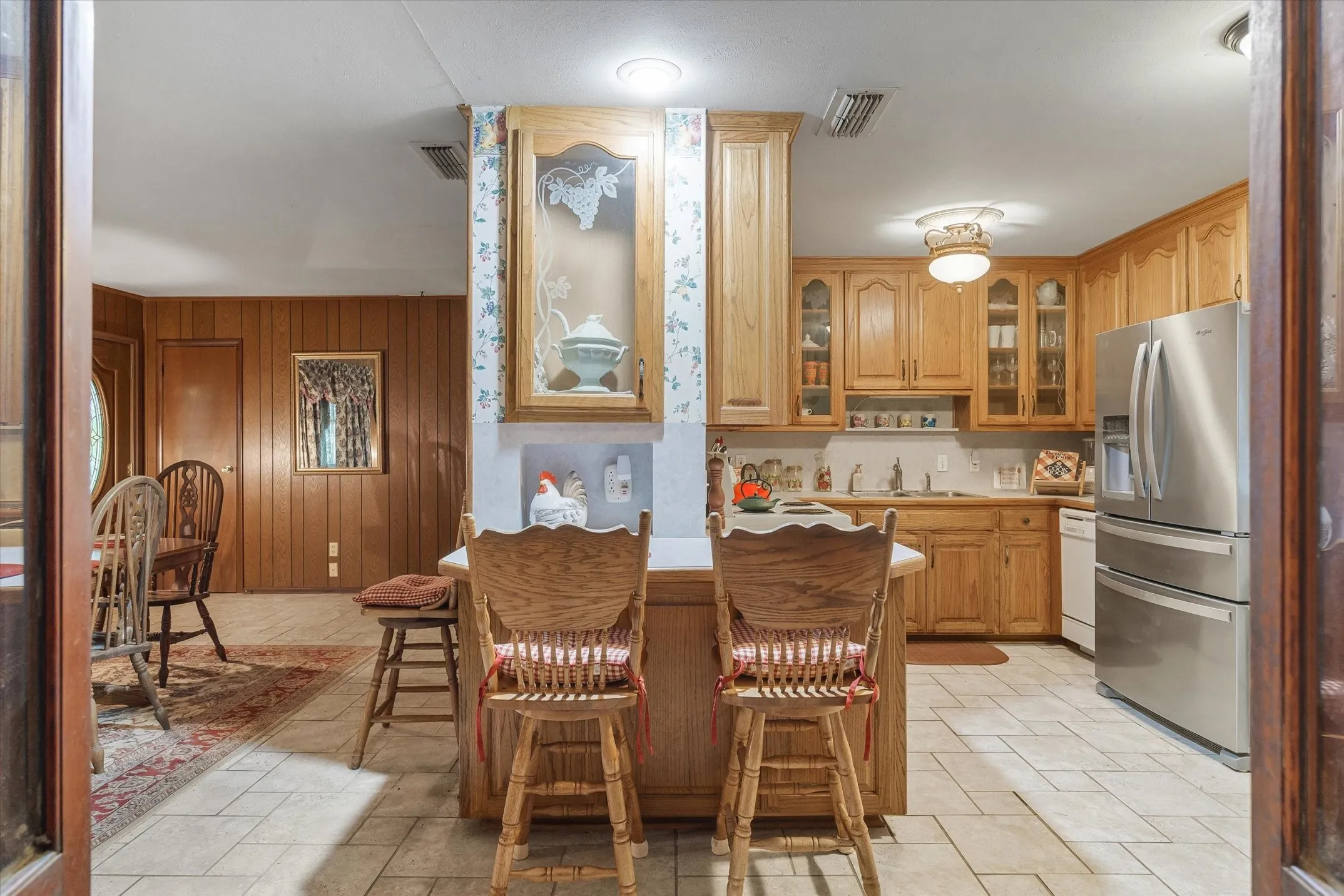 Farm For Sale in Kaufman County , 10761 County Road 348, Wills Point, Texas 75169, 3 Bedroom, 2 Bathroom, Garage spaces, 1,508 Sqft, built in 1970, mls#21238637, Real Estate Agent in Wills Point, Homes For Sale in Kaufman county, Homes For Sale in Wills Point, Realtor in Wills Point Texas, Real Estate Brokerage Independent Realty Texas, Luminita Cordes Realtor