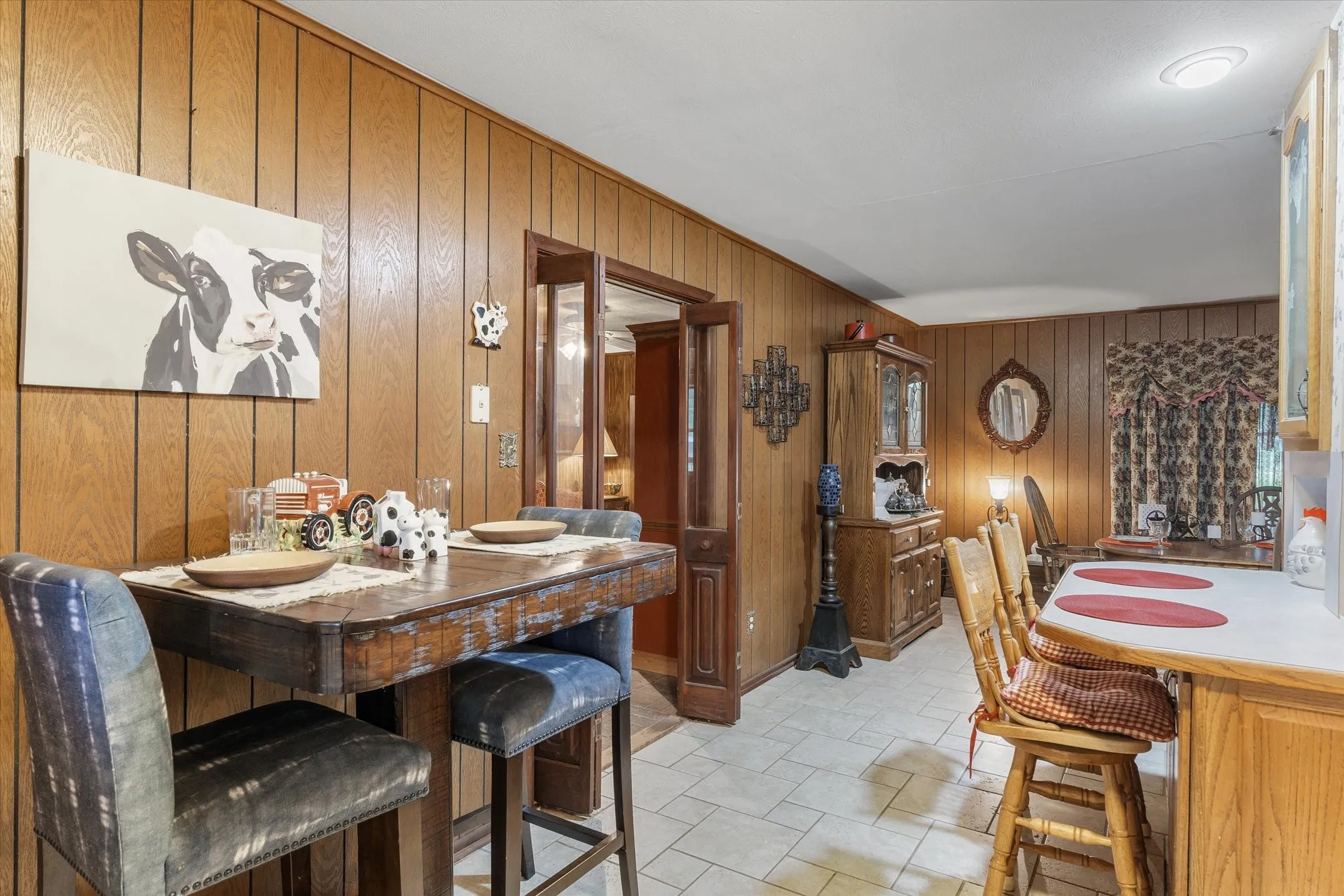 Farm For Sale in Kaufman County , 10761 County Road 348, Wills Point, Texas 75169, 3 Bedroom, 2 Bathroom, Garage spaces, 1,508 Sqft, built in 1970, mls#21238637, Real Estate Agent in Wills Point, Homes For Sale in Kaufman county, Homes For Sale in Wills Point, Realtor in Wills Point Texas, Real Estate Brokerage Independent Realty Texas, Luminita Cordes Realtor