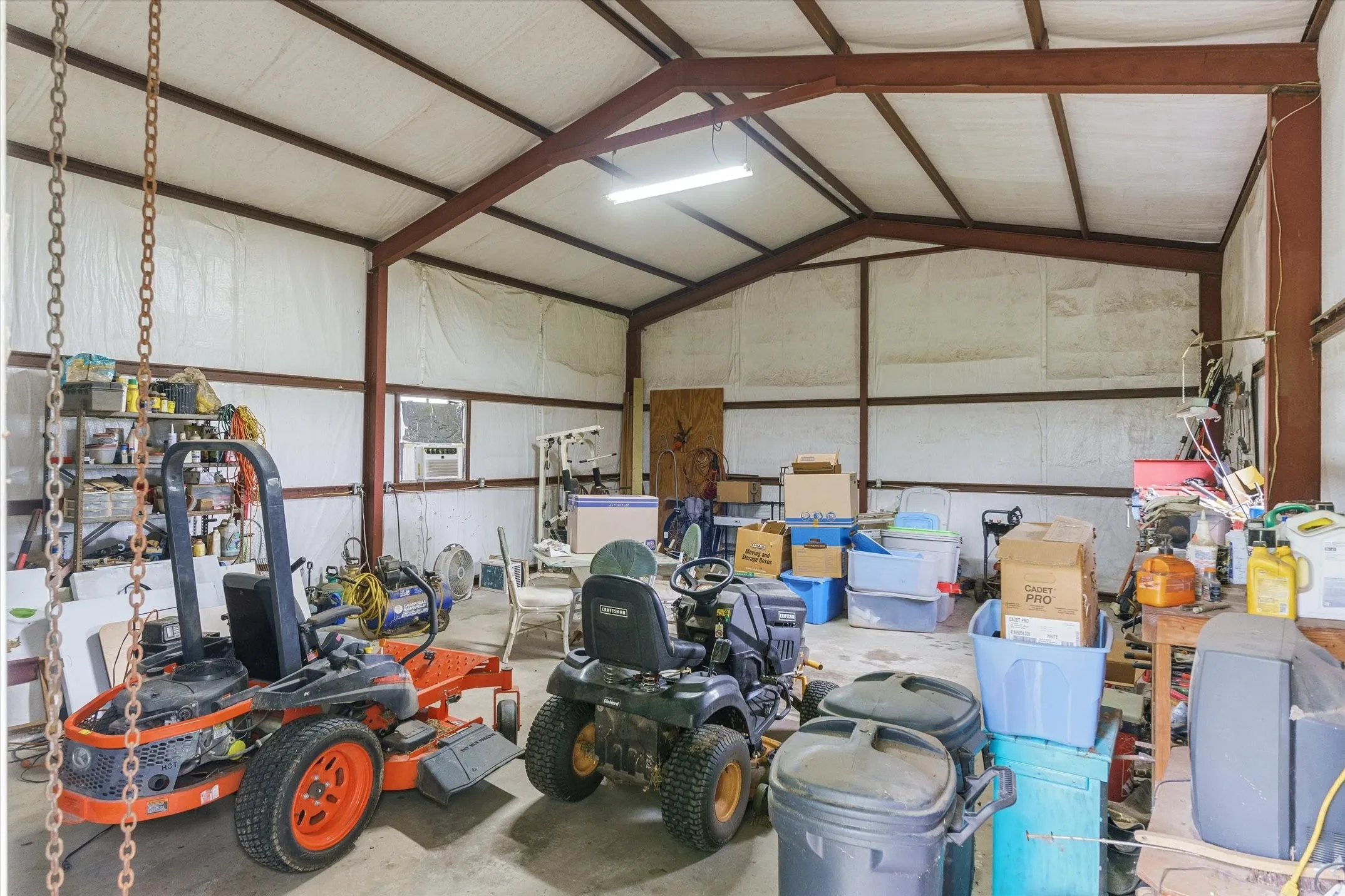 Farm For Sale in Kaufman County , 10761 County Road 348, Wills Point, Texas 75169, 3 Bedroom, 2 Bathroom, Garage spaces, 1,508 Sqft, built in 1970, mls#21238637, Real Estate Agent in Wills Point, Homes For Sale in Kaufman county, Homes For Sale in Wills Point, Realtor in Wills Point Texas, Real Estate Brokerage Independent Realty Texas, Luminita Cordes Realtor
