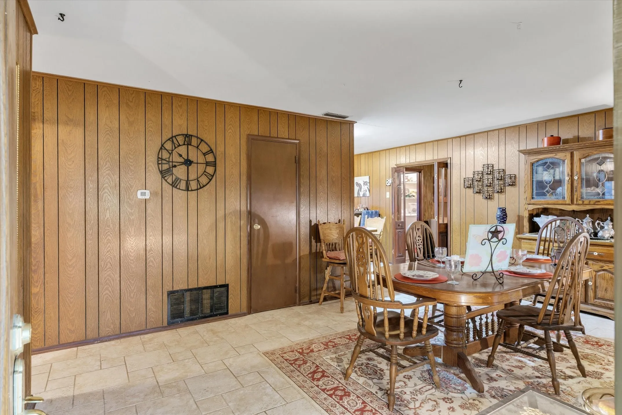 Farm For Sale in Kaufman County , 10761 County Road 348, Wills Point, Texas 75169, 3 Bedroom, 2 Bathroom, Garage spaces, 1,508 Sqft, built in 1970, mls#21238637, Real Estate Agent in Wills Point, Homes For Sale in Kaufman county, Homes For Sale in Wills Point, Realtor in Wills Point Texas, Real Estate Brokerage Independent Realty Texas, Luminita Cordes Realtor