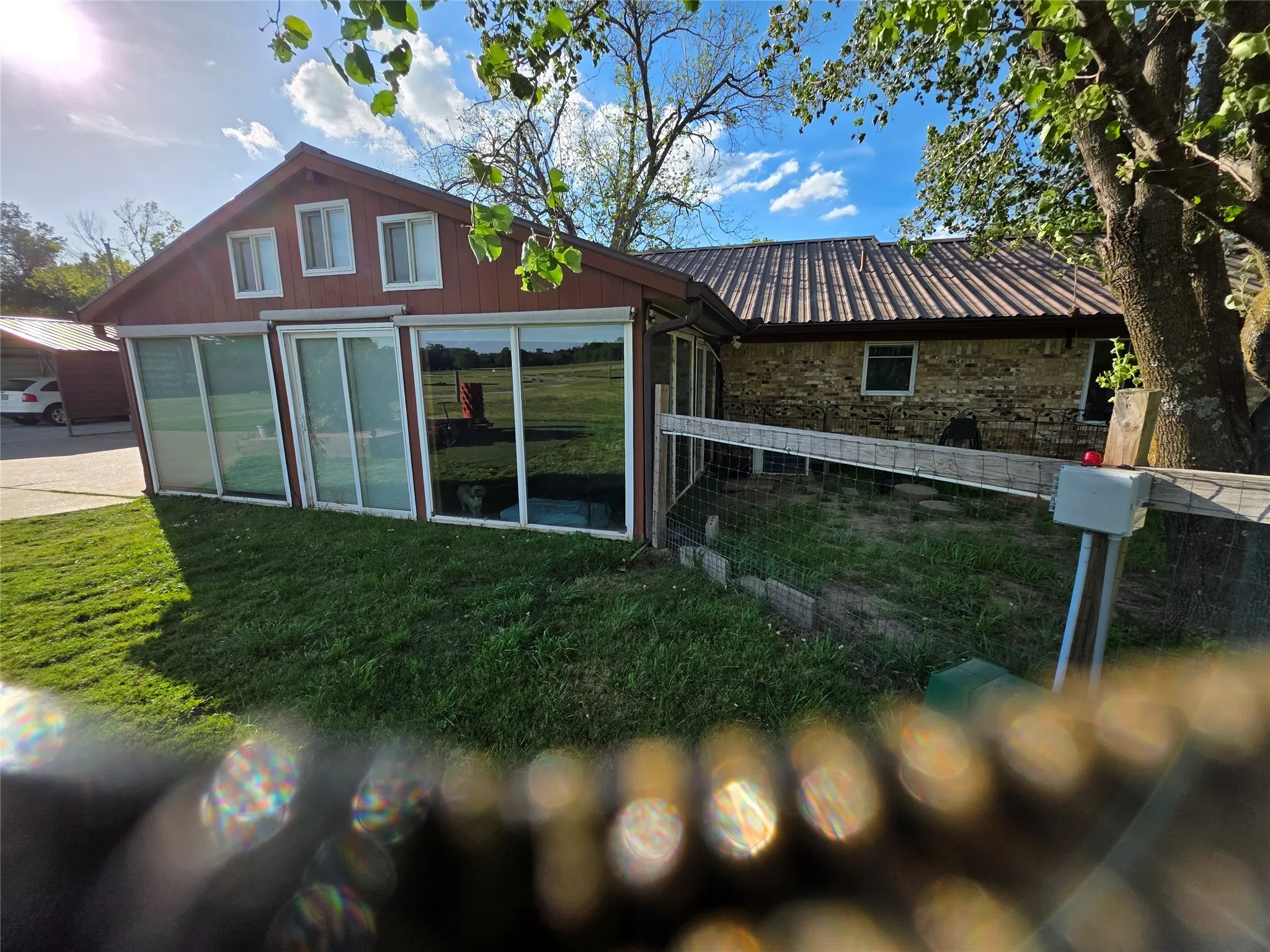 Farm For Sale in Rains County , 550 RS COUNTY ROAD 3425, Emory, Texas 75440, 3 Bedroom, 2 Bathroom, 2 Garage spaces, 1,854 Sqft, built in 1971, Preowned, mls#21242871, Real Estate Agent in Emory, Homes For Sale in Rains county, Homes For Sale in Emory, Realtor in Emory Texas, Real Estate Brokerage Independent Realty Texas, Luminita Cordes Realtor