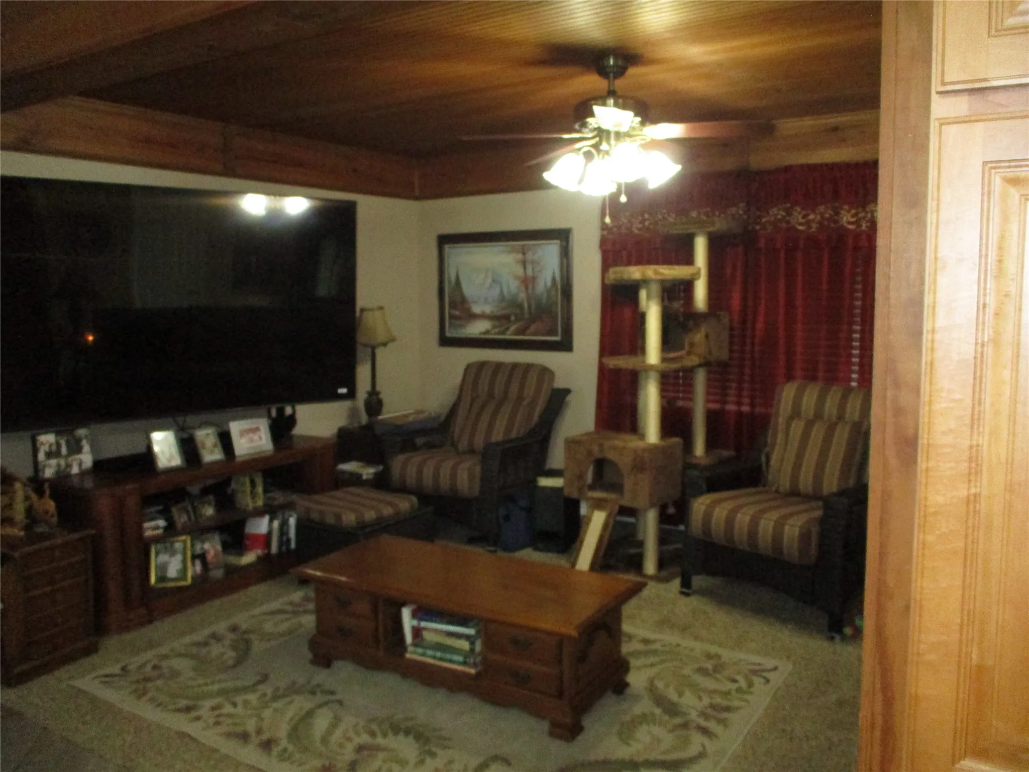 Farm For Sale in Rains County , 550 RS COUNTY ROAD 3425, Emory, Texas 75440, 3 Bedroom, 2 Bathroom, 2 Garage spaces, 1,854 Sqft, built in 1971, Preowned, mls#21242871, Real Estate Agent in Emory, Homes For Sale in Rains county, Homes For Sale in Emory, Realtor in Emory Texas, Real Estate Brokerage Independent Realty Texas, Luminita Cordes Realtor