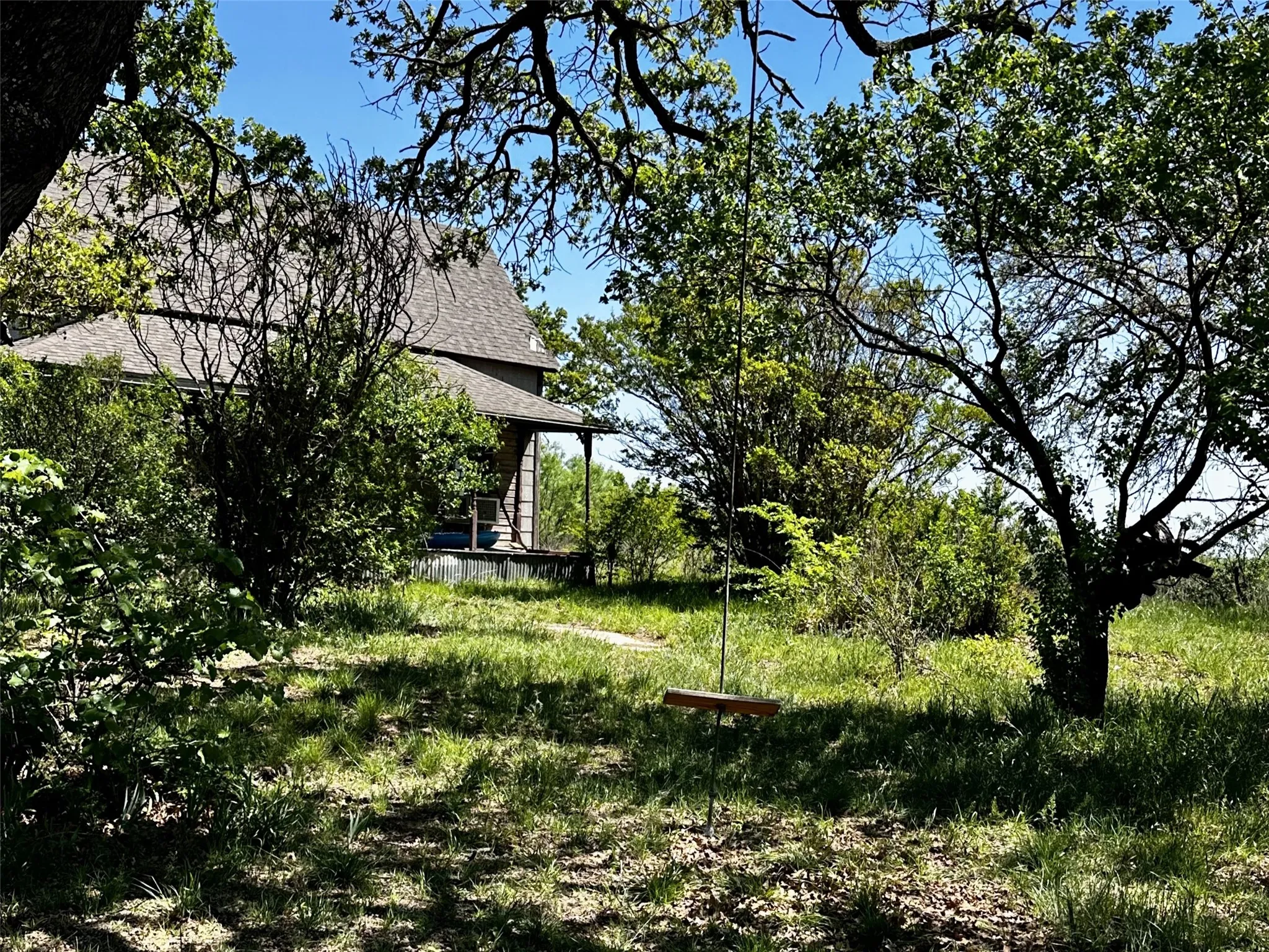 Single Family Residence For Sale in Callahan County , 9842 Fm 2228, Baird, Texas 79504, 1 Bedroom, 1 Bathroom, Garage spaces, 1,600 Sqft, built in 1930, Price $280,000, mls#21242881, Real Estate Agent in Baird, Homes For Sale in Callahan county, Homes For Sale in Baird, Realtor in Baird Texas, Real Estate Brokerage Independent Realty Texas, Luminita Cordes Realtor