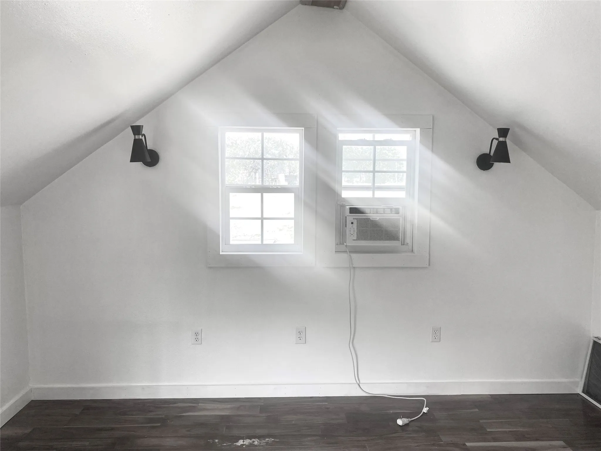 Single Family Residence For Sale in Callahan County , 9842 Fm 2228, Baird, Texas 79504, 1 Bedroom, 1 Bathroom, Garage spaces, 1,600 Sqft, built in 1930, Price $280,000, mls#21242881, Real Estate Agent in Baird, Homes For Sale in Callahan county, Homes For Sale in Baird, Realtor in Baird Texas, Real Estate Brokerage Independent Realty Texas, Luminita Cordes Realtor