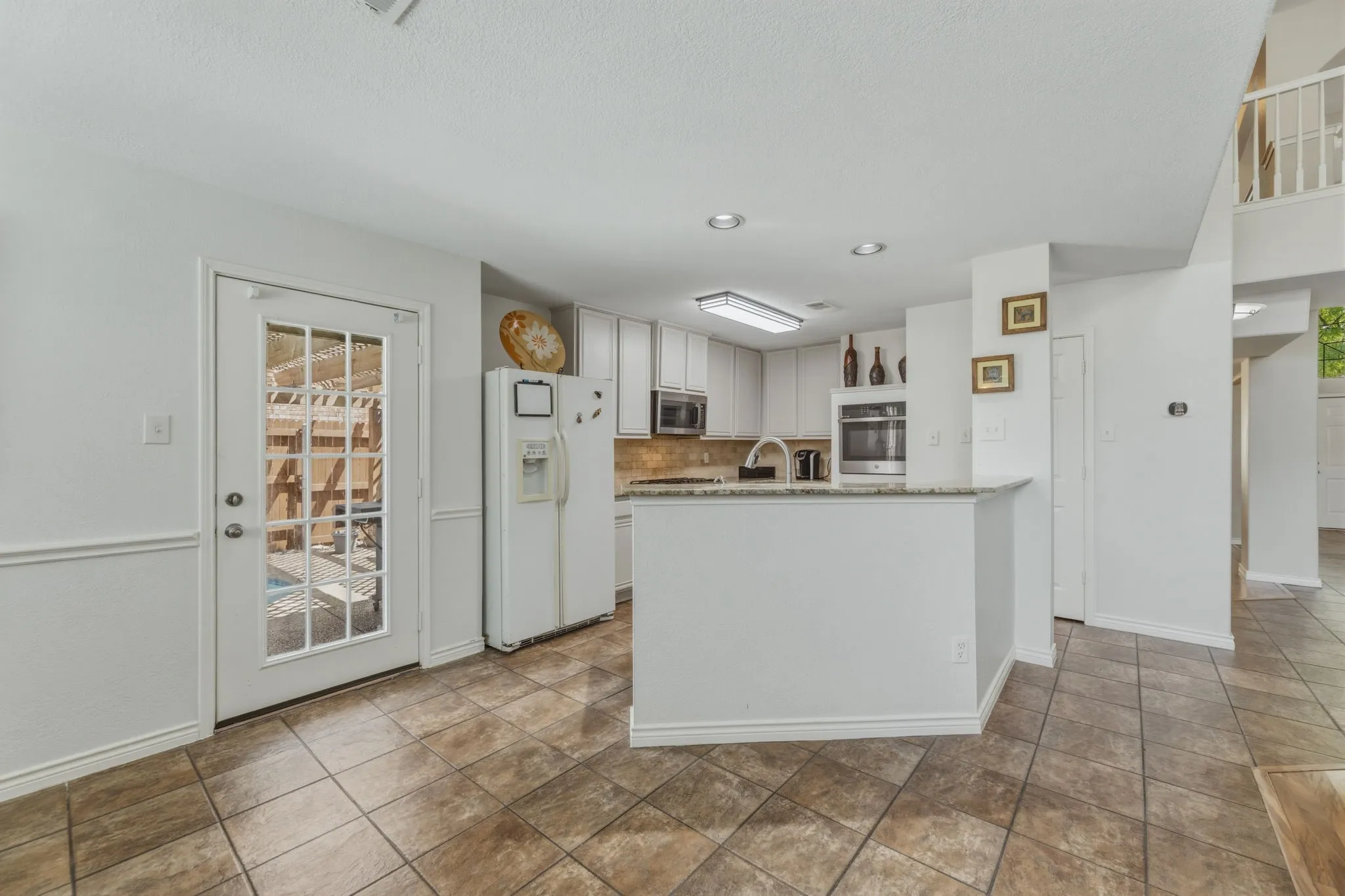 Single Family Residence For Sale in Collin County , 1817 Lake Whitney Lane, Allen, Texas 75002, 6 Bedroom, 4 Bathroom, 2 Garage spaces, 4,006 Sqft, built in 2000, Preowned, mls#21238039, Real Estate Agent in Allen, Homes For Sale in Collin county, Homes For Sale in Allen, Realtor in Allen Texas, Real Estate Brokerage Independent Realty Texas, Luminita Cordes Realtor