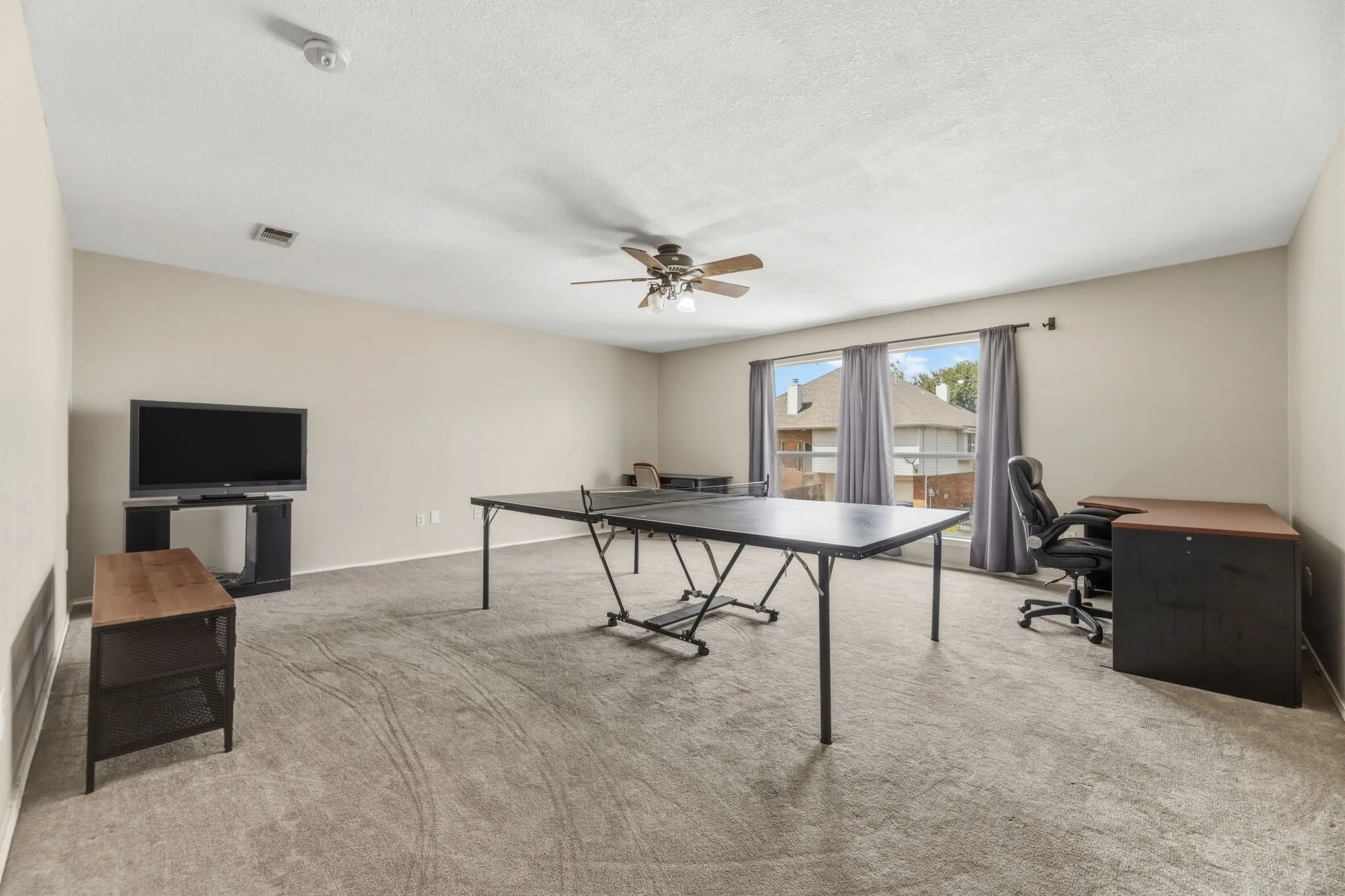 Single Family Residence For Sale in Collin County , 1817 Lake Whitney Lane, Allen, Texas 75002, 6 Bedroom, 4 Bathroom, 2 Garage spaces, 4,006 Sqft, built in 2000, Preowned, mls#21238039, Real Estate Agent in Allen, Homes For Sale in Collin county, Homes For Sale in Allen, Realtor in Allen Texas, Real Estate Brokerage Independent Realty Texas, Luminita Cordes Realtor