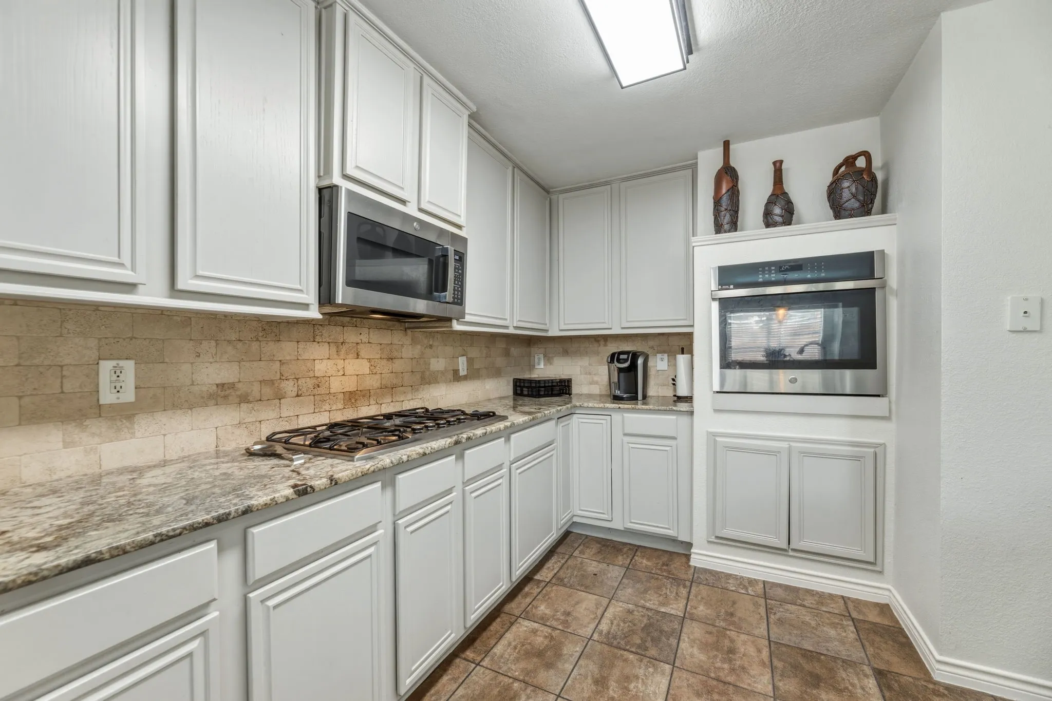 Single Family Residence For Sale in Collin County , 1817 Lake Whitney Lane, Allen, Texas 75002, 6 Bedroom, 4 Bathroom, 2 Garage spaces, 4,006 Sqft, built in 2000, Preowned, mls#21238039, Real Estate Agent in Allen, Homes For Sale in Collin county, Homes For Sale in Allen, Realtor in Allen Texas, Real Estate Brokerage Independent Realty Texas, Luminita Cordes Realtor