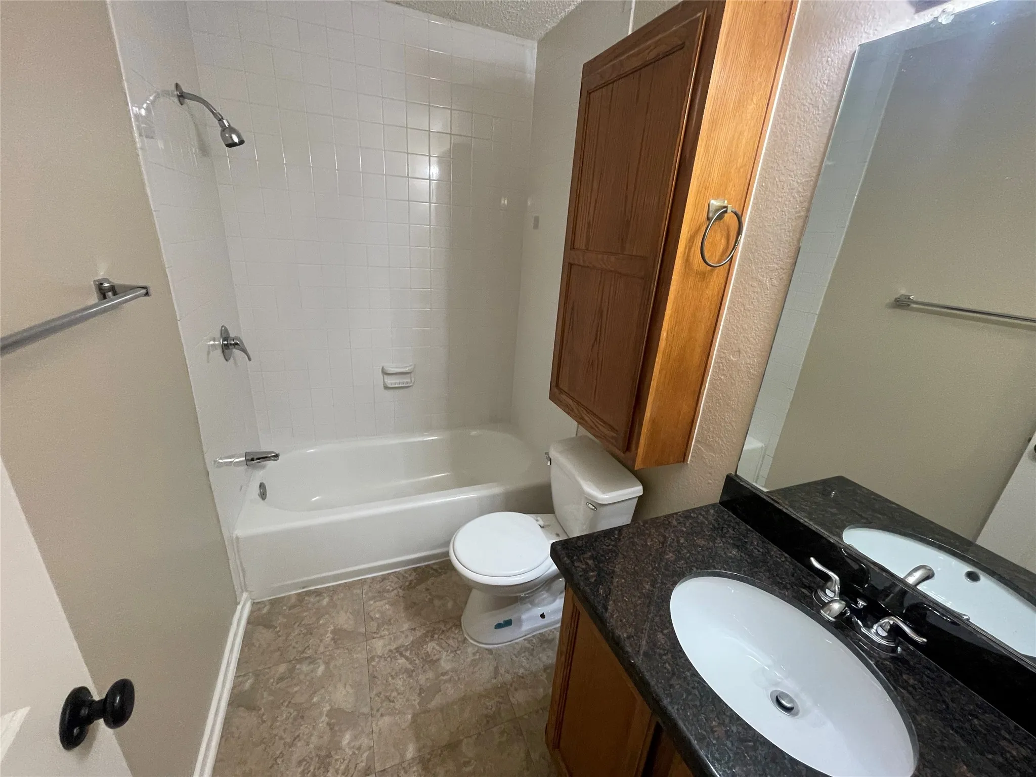 Single Family Residence For Rent in Rockwall County , 821 Loganwood Drive, Royse City, Texas 75189, 3 Bedroom, 2 Bathroom, 2 Garage spaces, 1,291 Sqft, built in 1985, Preowned, mls#21242842, Real Estate Agent in Royse City, Homes For Rent in Rockwall county, Homes For Rent in Royse City, Realtor in Royse City Texas, Real Estate Brokerage Independent Realty Texas, Luminita Cordes Realtor