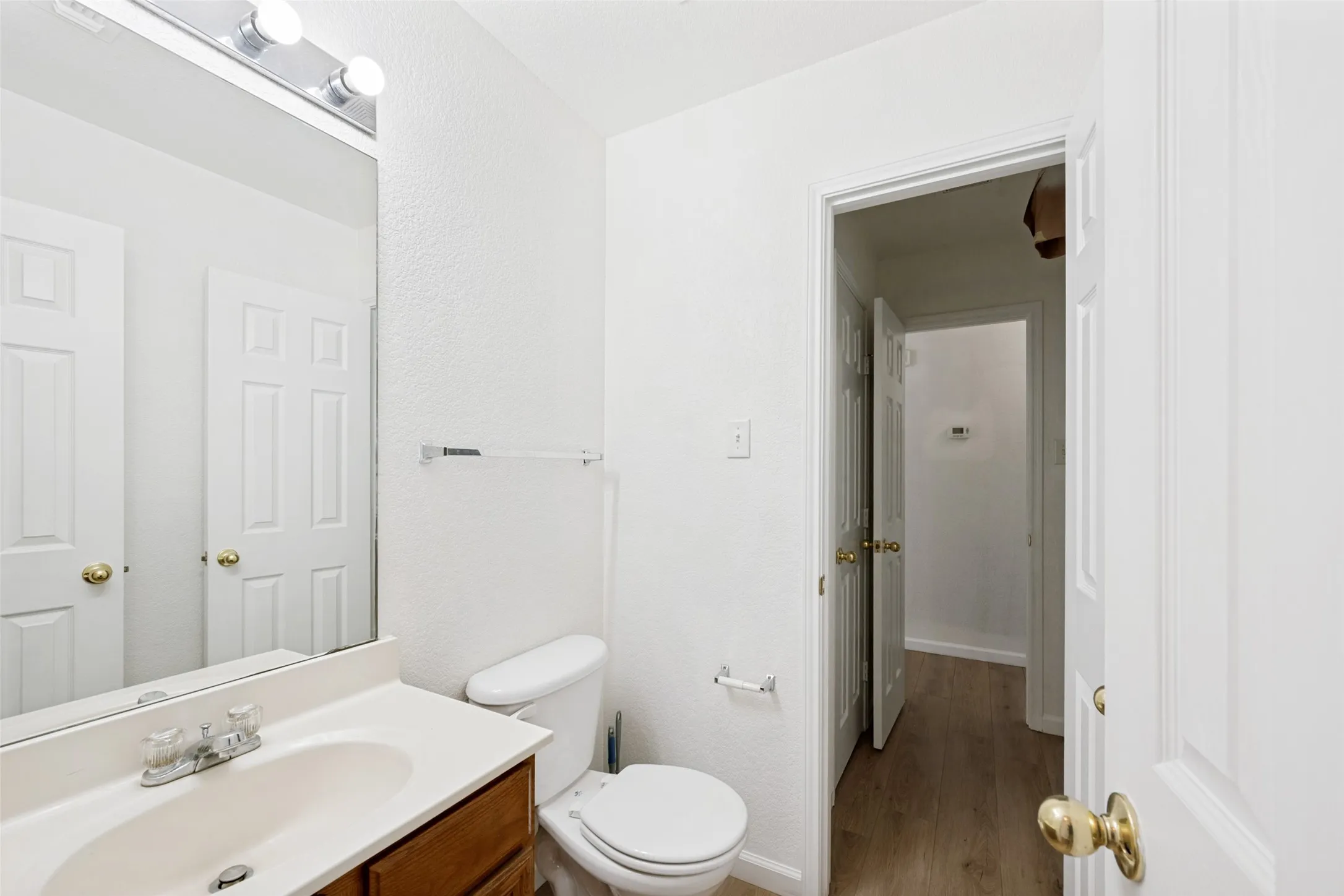 Single Family Residence For Sale in Tarrant County , 308 Rock Hill Drive, Crowley, Texas 76036, 3 Bedroom, 2 Bathroom, 2 Garage spaces, 1,634 Sqft, built in 2004, mls#21242903, Real Estate Agent in Crowley, Homes For Sale in Tarrant county, Homes For Sale in Crowley, Realtor in Crowley Texas, Real Estate Brokerage Independent Realty Texas, Luminita Cordes Realtor