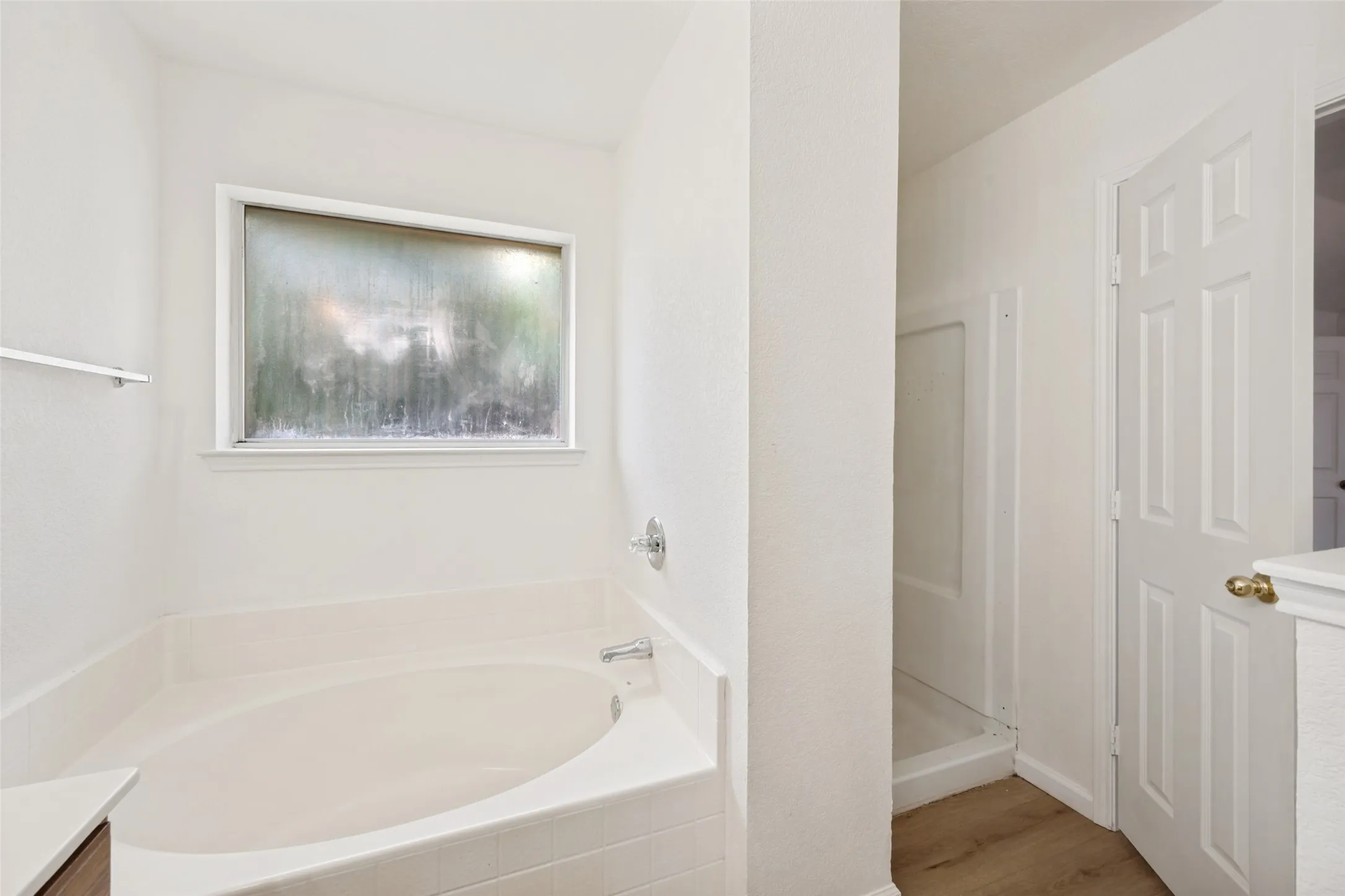 Single Family Residence For Sale in Tarrant County , 308 Rock Hill Drive, Crowley, Texas 76036, 3 Bedroom, 2 Bathroom, 2 Garage spaces, 1,634 Sqft, built in 2004, mls#21242903, Real Estate Agent in Crowley, Homes For Sale in Tarrant county, Homes For Sale in Crowley, Realtor in Crowley Texas, Real Estate Brokerage Independent Realty Texas, Luminita Cordes Realtor