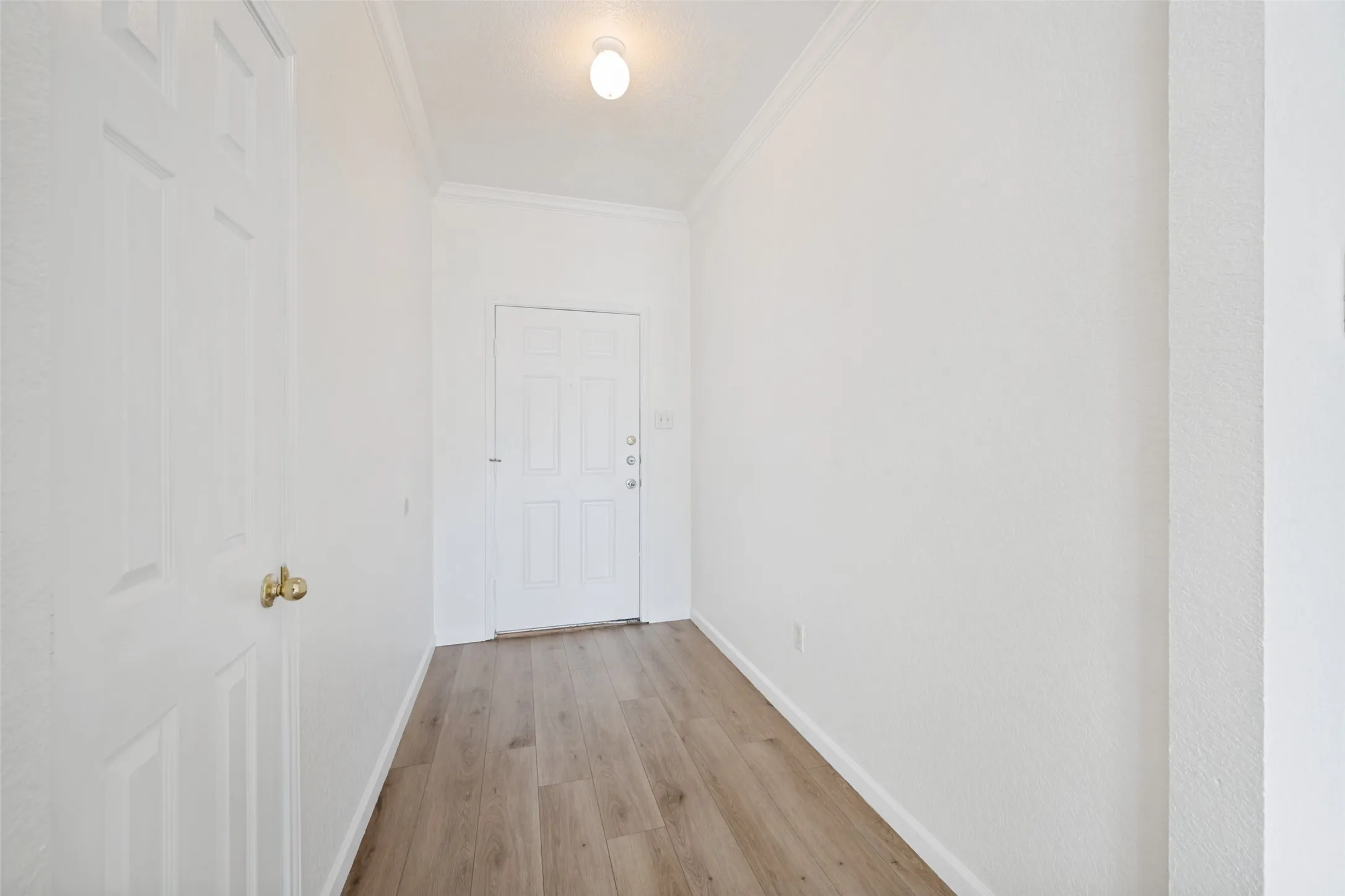 Single Family Residence For Sale in Tarrant County , 308 Rock Hill Drive, Crowley, Texas 76036, 3 Bedroom, 2 Bathroom, 2 Garage spaces, 1,634 Sqft, built in 2004, mls#21242903, Real Estate Agent in Crowley, Homes For Sale in Tarrant county, Homes For Sale in Crowley, Realtor in Crowley Texas, Real Estate Brokerage Independent Realty Texas, Luminita Cordes Realtor
