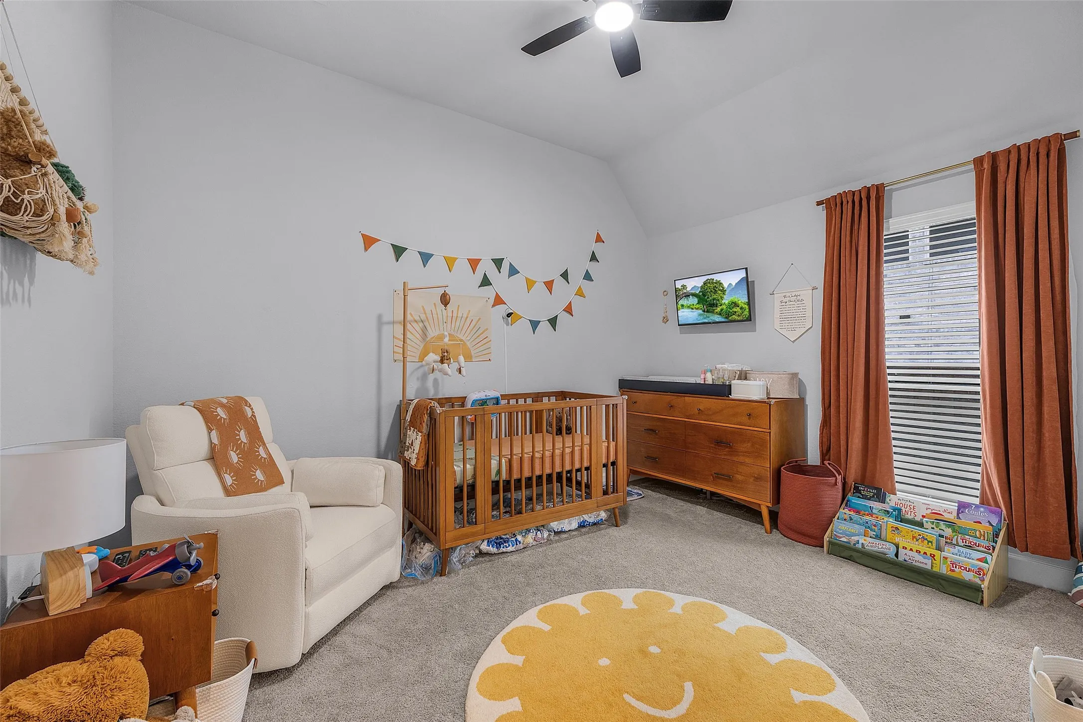 Single Family Residence For Sale in Wise County , 172 Buffalo Boulevard, Rhome, Texas 76078, 4 Bedroom, 4 Bathroom, 3 Garage spaces, 2,895 Sqft, built in 2022, mls#21238131, Real Estate Agent in Rhome, Homes For Sale in Wise county, Homes For Sale in Rhome, Realtor in Rhome Texas, Real Estate Brokerage Independent Realty Texas, Luminita Cordes Realtor