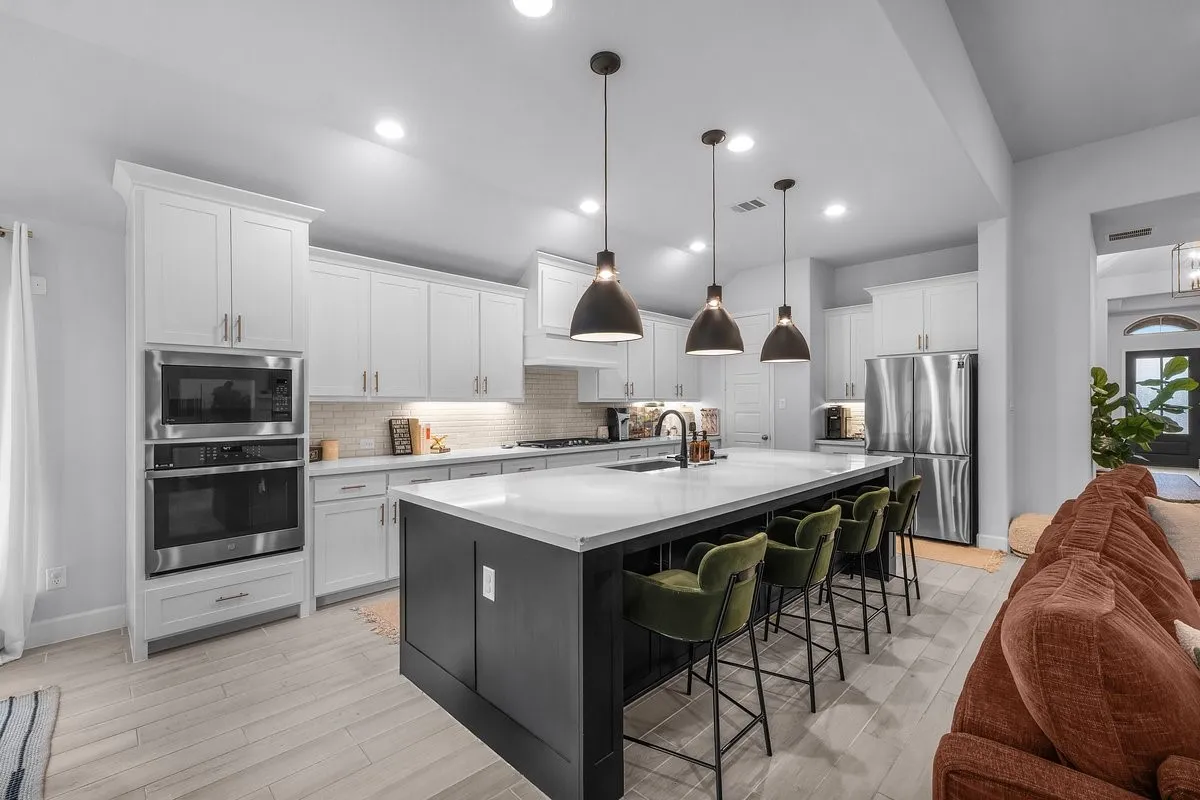 Single Family Residence For Sale in Wise County , 172 Buffalo Boulevard, Rhome, Texas 76078, 4 Bedroom, 4 Bathroom, 3 Garage spaces, 2,895 Sqft, built in 2022, mls#21238131, Real Estate Agent in Rhome, Homes For Sale in Wise county, Homes For Sale in Rhome, Realtor in Rhome Texas, Real Estate Brokerage Independent Realty Texas, Luminita Cordes Realtor