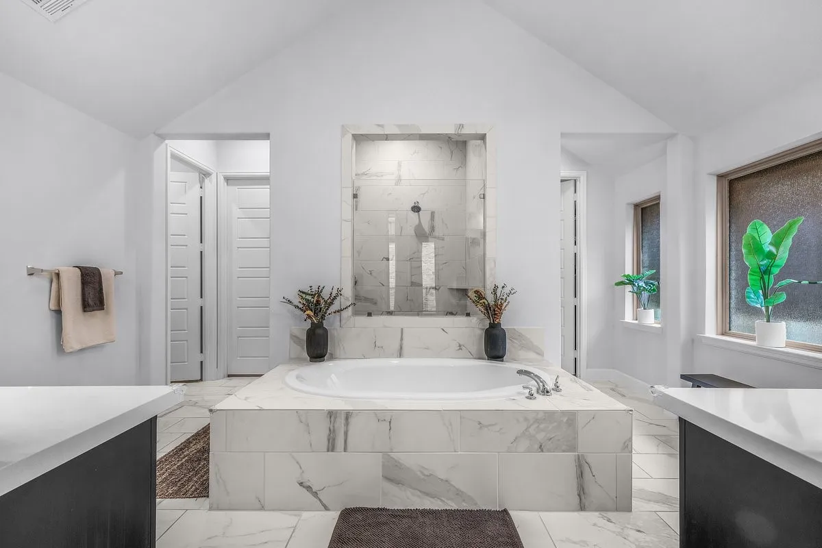 Single Family Residence For Sale in Wise County , 172 Buffalo Boulevard, Rhome, Texas 76078, 4 Bedroom, 4 Bathroom, 3 Garage spaces, 2,895 Sqft, built in 2022, mls#21238131, Real Estate Agent in Rhome, Homes For Sale in Wise county, Homes For Sale in Rhome, Realtor in Rhome Texas, Real Estate Brokerage Independent Realty Texas, Luminita Cordes Realtor