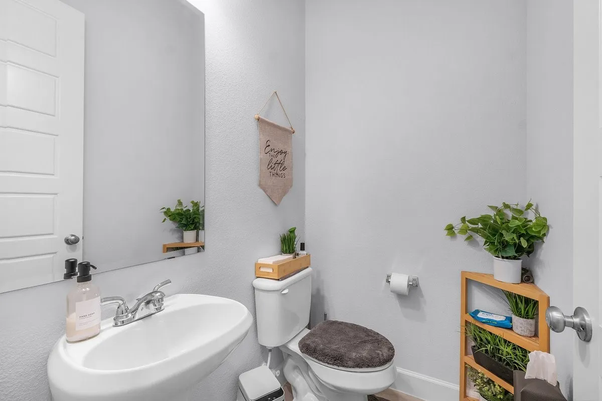 Single Family Residence For Sale in Wise County , 172 Buffalo Boulevard, Rhome, Texas 76078, 4 Bedroom, 4 Bathroom, 3 Garage spaces, 2,895 Sqft, built in 2022, mls#21238131, Real Estate Agent in Rhome, Homes For Sale in Wise county, Homes For Sale in Rhome, Realtor in Rhome Texas, Real Estate Brokerage Independent Realty Texas, Luminita Cordes Realtor