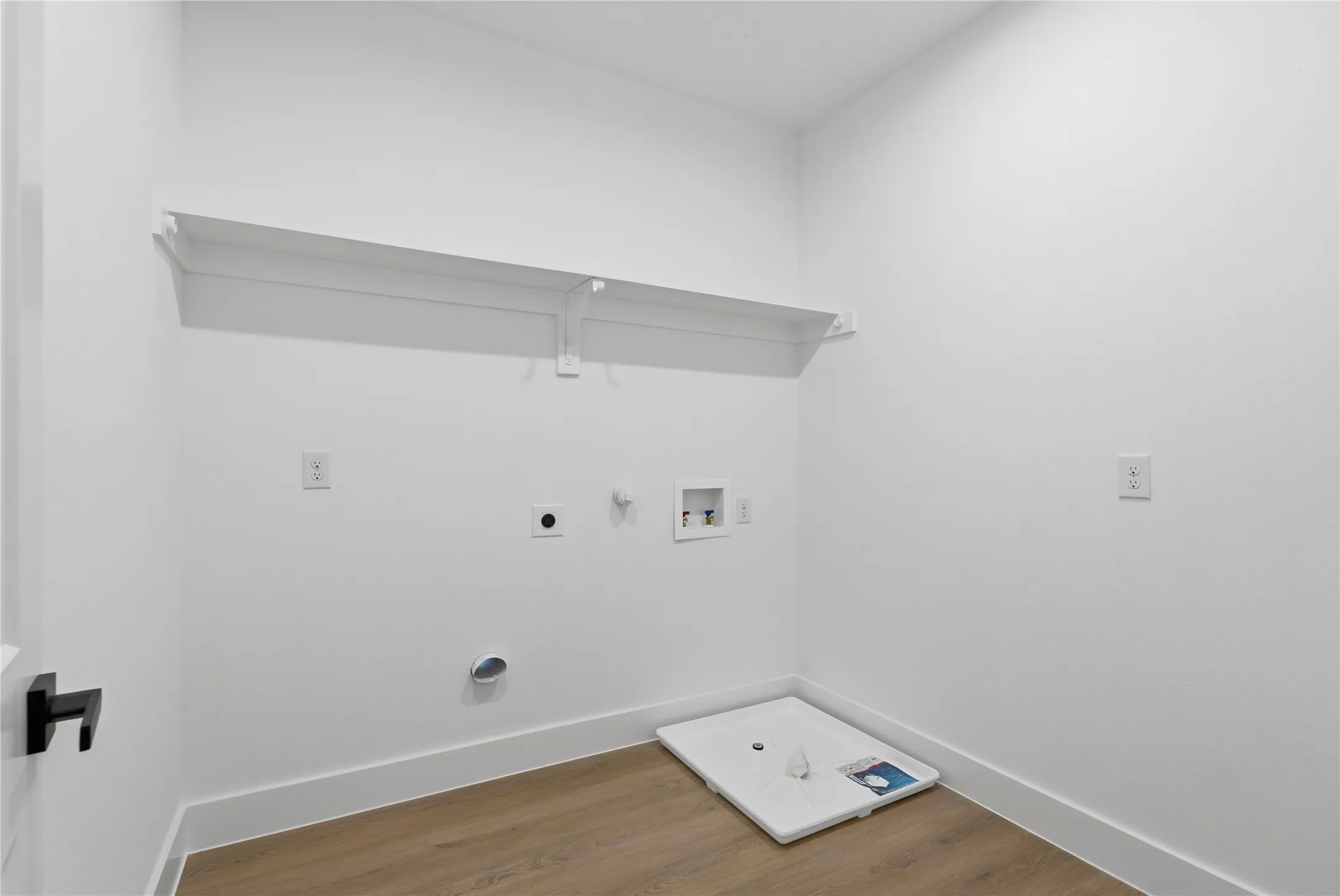 Single Family Residence For Sale in Dallas County , 3708 Spence Street, Dallas, Texas 75215, 4 Bedroom, 3 Bathroom, 2 Garage spaces, 2,150 Sqft, built in 2026, New Construction - Complete, mls#21242515, Real Estate Agent in Dallas, Homes For Sale in Dallas county, Homes For Sale in Dallas, Realtor in Dallas Texas, Real Estate Brokerage Independent Realty Texas, Luminita Cordes Realtor