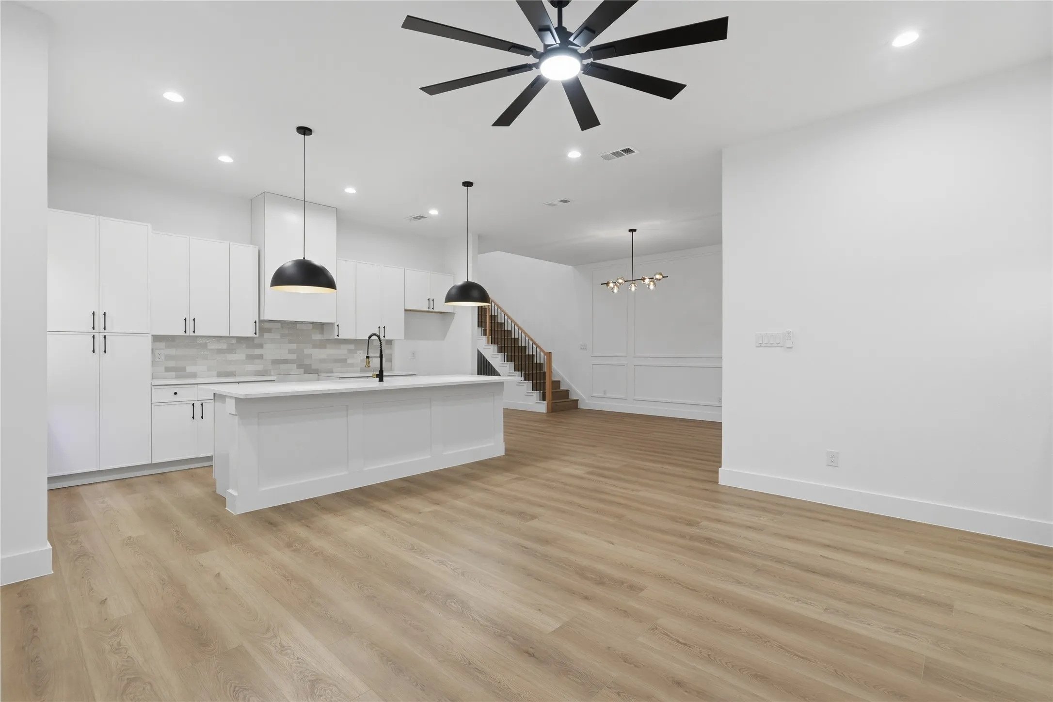 Single Family Residence For Sale in Dallas County , 3708 Spence Street, Dallas, Texas 75215, 4 Bedroom, 3 Bathroom, 2 Garage spaces, 2,150 Sqft, built in 2026, New Construction - Complete, mls#21242515, Real Estate Agent in Dallas, Homes For Sale in Dallas county, Homes For Sale in Dallas, Realtor in Dallas Texas, Real Estate Brokerage Independent Realty Texas, Luminita Cordes Realtor