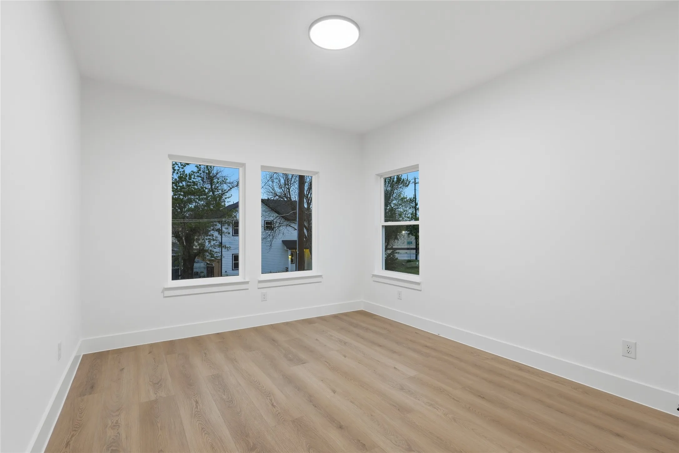 Single Family Residence For Sale in Dallas County , 3708 Spence Street, Dallas, Texas 75215, 4 Bedroom, 3 Bathroom, 2 Garage spaces, 2,150 Sqft, built in 2026, New Construction - Complete, mls#21242515, Real Estate Agent in Dallas, Homes For Sale in Dallas county, Homes For Sale in Dallas, Realtor in Dallas Texas, Real Estate Brokerage Independent Realty Texas, Luminita Cordes Realtor