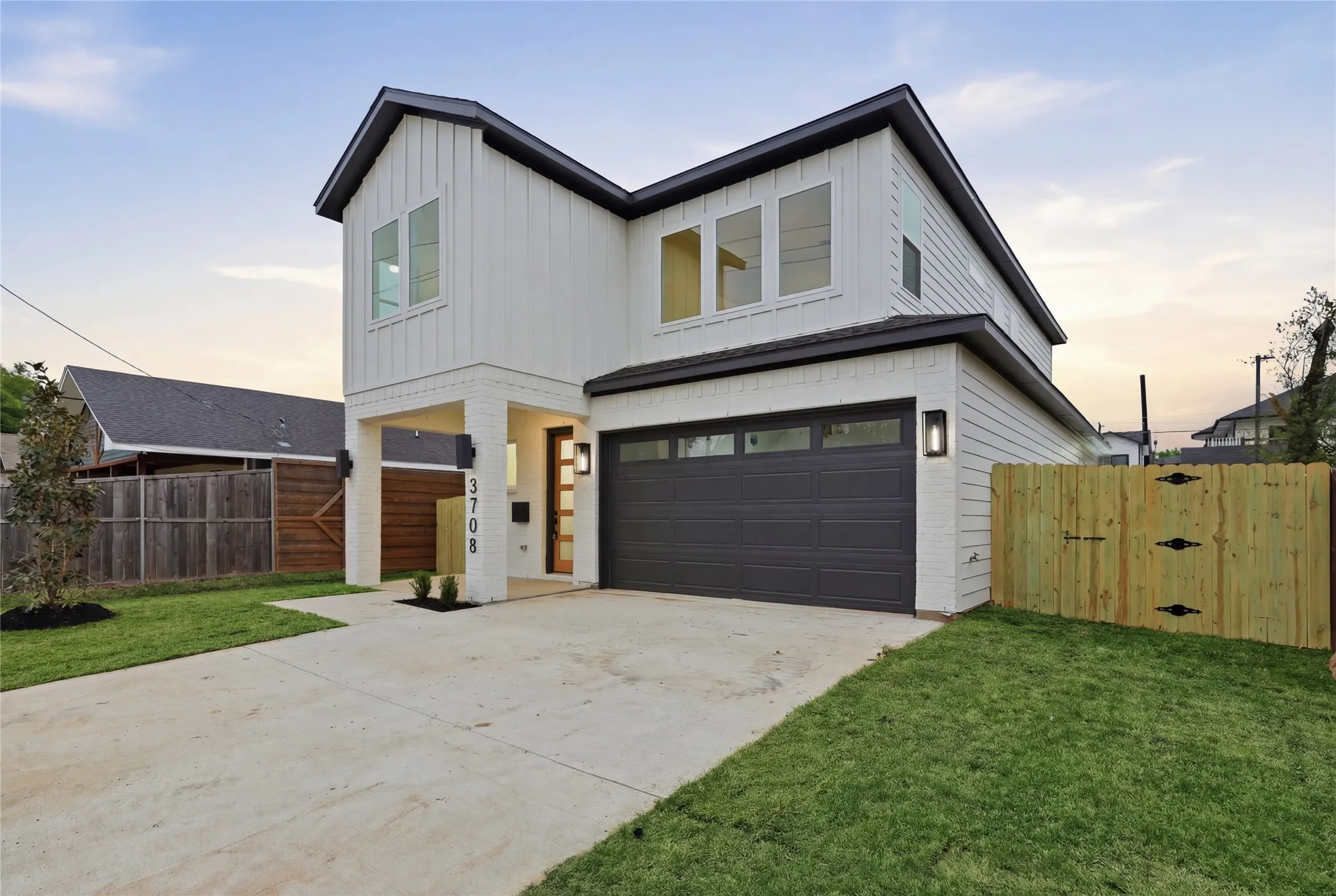 Single Family Residence For Sale in Dallas County , 3708 Spence Street, Dallas, Texas 75215, 4 Bedroom, 3 Bathroom, 2 Garage spaces, 2,150 Sqft, built in 2026, New Construction - Complete, mls#21242515, Real Estate Agent in Dallas, Homes For Sale in Dallas county, Homes For Sale in Dallas, Realtor in Dallas Texas, Real Estate Brokerage Independent Realty Texas, Luminita Cordes Realtor