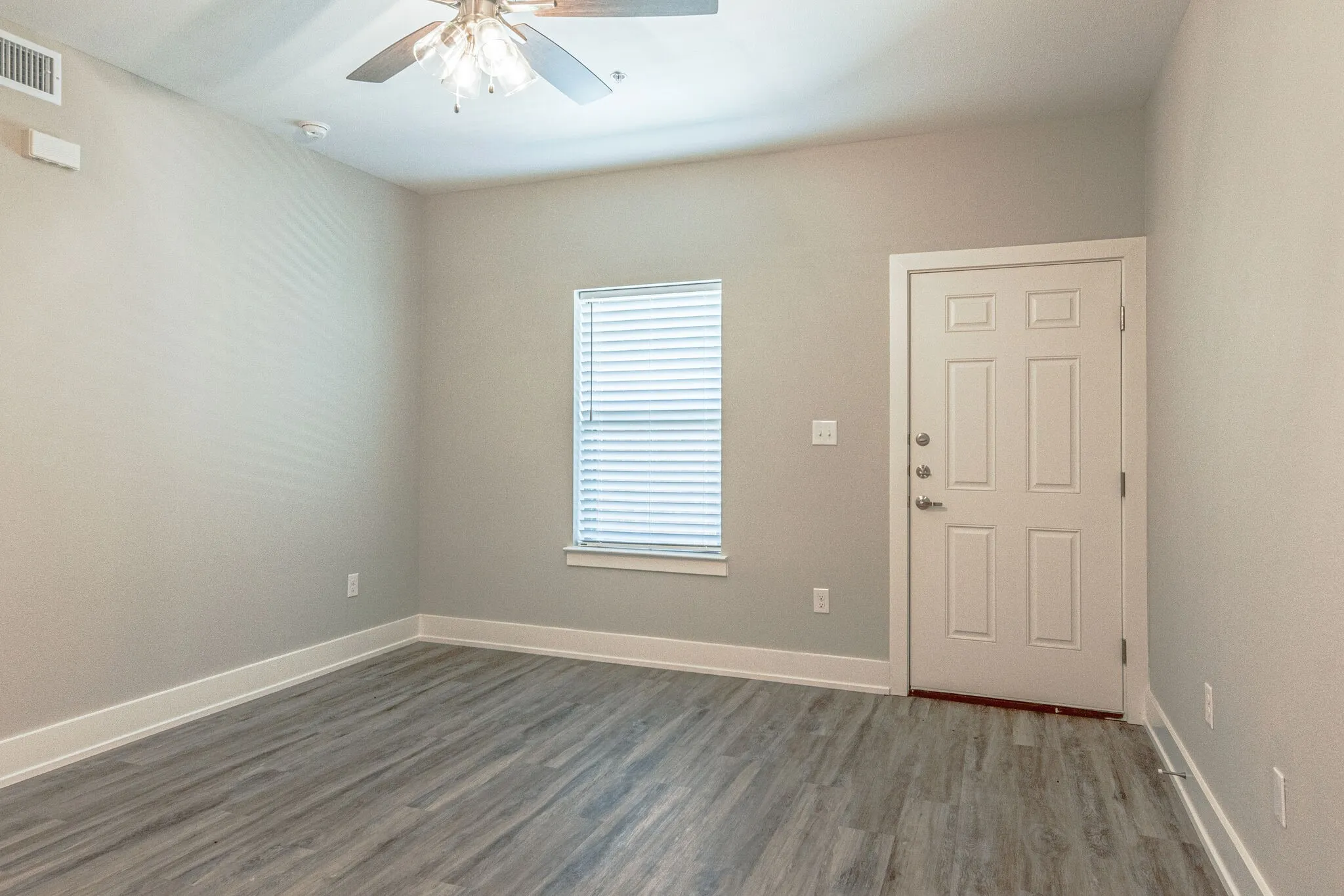 Apartment For Rent in Denton County , 115 W Jones 201, Krum, Texas 76249, 2 Bedrooms, 2 Bathrooms, Garage spaces, 968 Sqft, built in 2023, Preowned, Price $1,350, mls#21242924, Real Estate Agent in Krum, Homes For Rent in Denton county, Homes For Rent in Krum, Realtor in Krum Texas, Real Estate Brokerage Independent Realty Texas, Luminita Cordes Realtor
