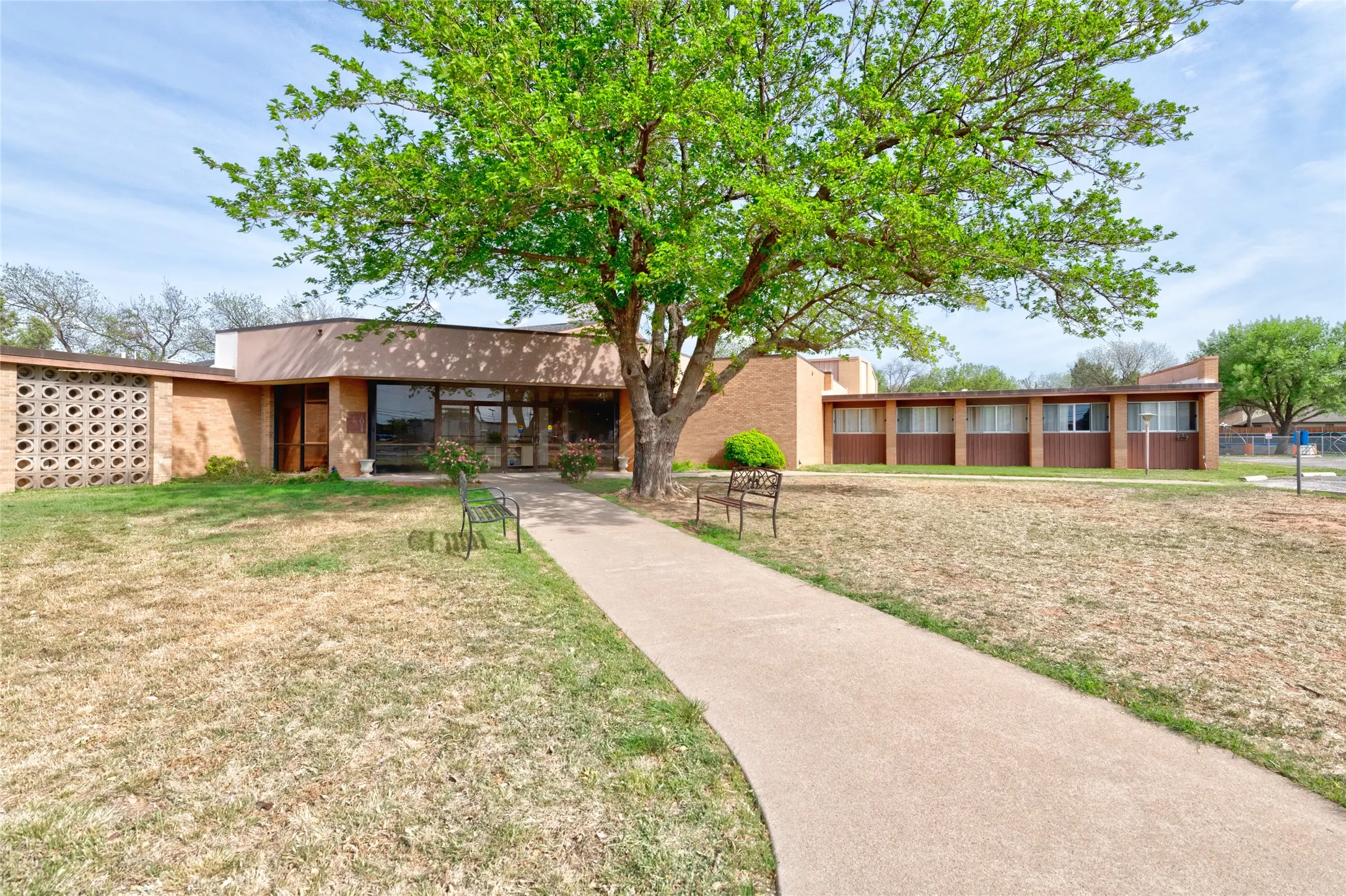 Business For Sale in Taylor County , 4515 S 14th Street, Abilene, Texas 79605, 0, 0, Garage spaces, 0 Sqft, built in 1990, Preowned, mls#21216956, Real Estate Agent in Abilene, Homes For Sale in Taylor county, Homes For Sale in Abilene, Realtor in Abilene Texas, Real Estate Brokerage Independent Realty Texas, Luminita Cordes Realtor