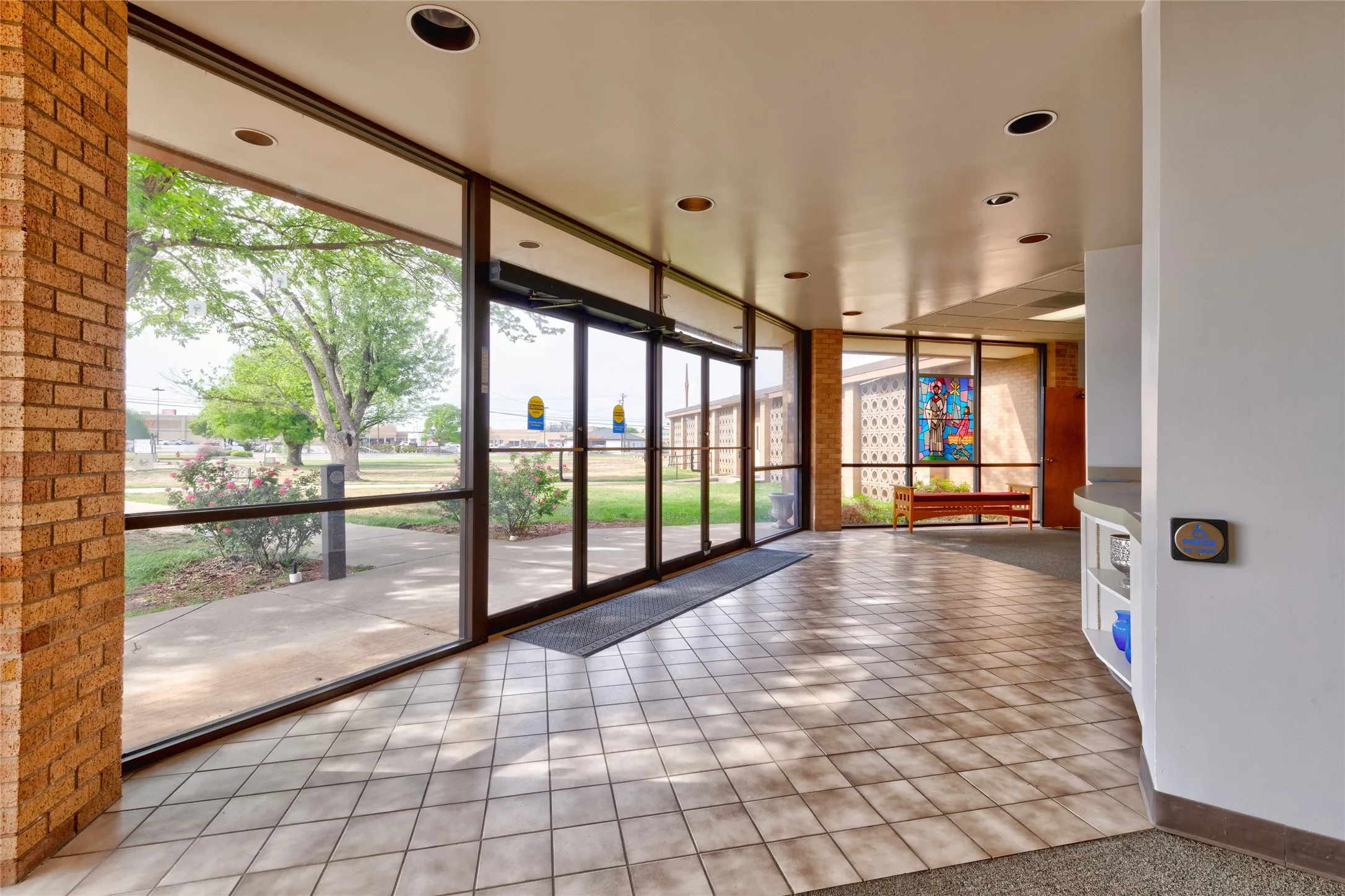 Business For Sale in Taylor County , 4515 S 14th Street, Abilene, Texas 79605, 0, 0, Garage spaces, 0 Sqft, built in 1990, Preowned, mls#21216956, Real Estate Agent in Abilene, Homes For Sale in Taylor county, Homes For Sale in Abilene, Realtor in Abilene Texas, Real Estate Brokerage Independent Realty Texas, Luminita Cordes Realtor