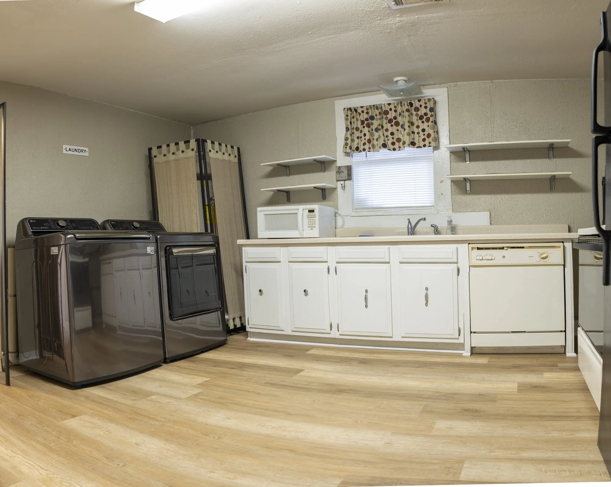 Single Family Residence For Sale in Mc Lennan County , 1910 S 12th Street, Waco, Texas 76706, 2 Bedroom, 2 Bathroom, Garage spaces, 896 Sqft, built in 1920, mls#21242872, Real Estate Agent in Waco, Homes For Sale in Mc Lennan county, Homes For Sale in Waco, Realtor in Waco Texas, Real Estate Brokerage Independent Realty Texas, Luminita Cordes Realtor