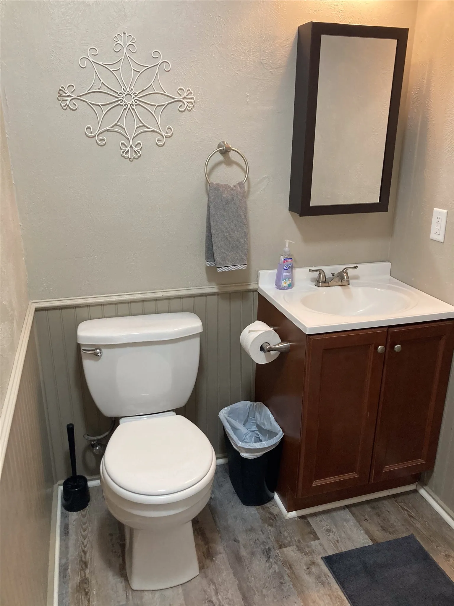 Single Family Residence For Sale in Mc Lennan County , 1910 S 12th Street, Waco, Texas 76706, 2 Bedroom, 2 Bathroom, Garage spaces, 896 Sqft, built in 1920, mls#21242872, Real Estate Agent in Waco, Homes For Sale in Mc Lennan county, Homes For Sale in Waco, Realtor in Waco Texas, Real Estate Brokerage Independent Realty Texas, Luminita Cordes Realtor