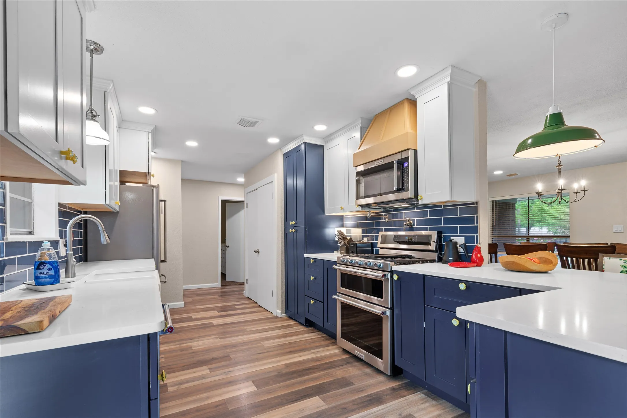 Single Family Residence For Sale in Grayson County , 613 Edwards Drive, Denison, Texas 75020, 4 Bedrooms, 2 Bathrooms, 2 Garage spaces, 2,079 Sqft, built in 1970, Price $275,000, mls#21242956, Real Estate Agent in Denison, Homes For Sale in Grayson county, Homes For Sale in Denison, Realtor in Denison Texas, Real Estate Brokerage Independent Realty Texas, Luminita Cordes Realtor