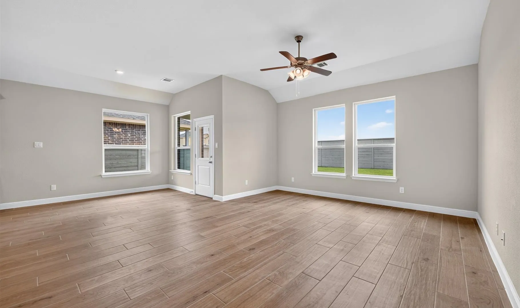 Single Family Residence For Sale in Denton County , 11509 TREEHOUSE Trail, Justin, Texas 76247, 4 Bedroom, 3 Bathroom, 2 Garage spaces, 2,849 Sqft, built in 2026, New Construction - Incomplete, mls#21241467, Real Estate Agent in Justin, Homes For Sale in Denton county, Homes For Sale in Justin, Realtor in Justin Texas, Real Estate Brokerage Independent Realty Texas, Luminita Cordes Realtor